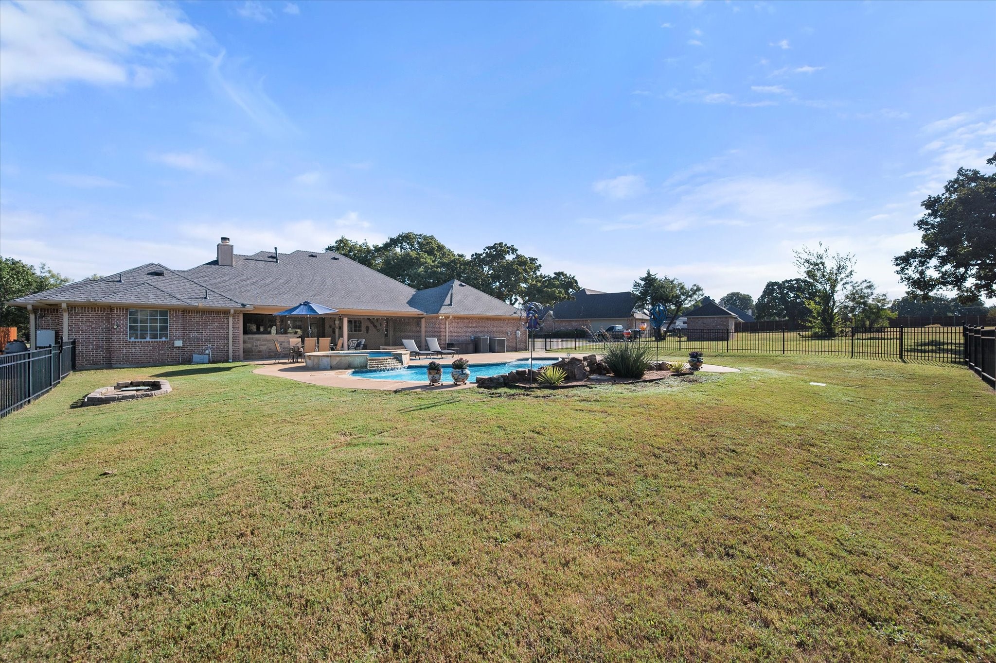 3600 Doris Walker Trail