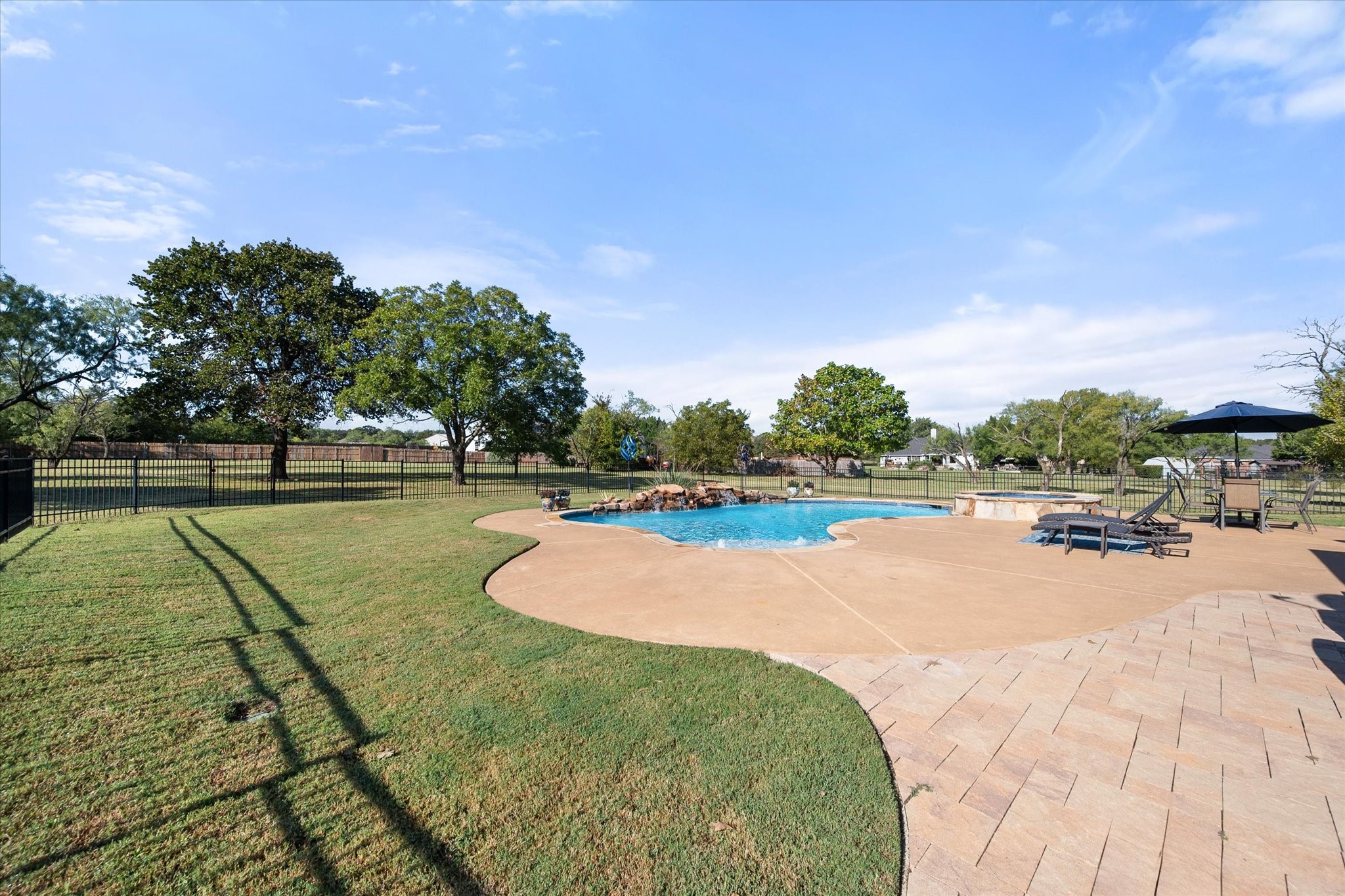 3600 Doris Walker Trail
