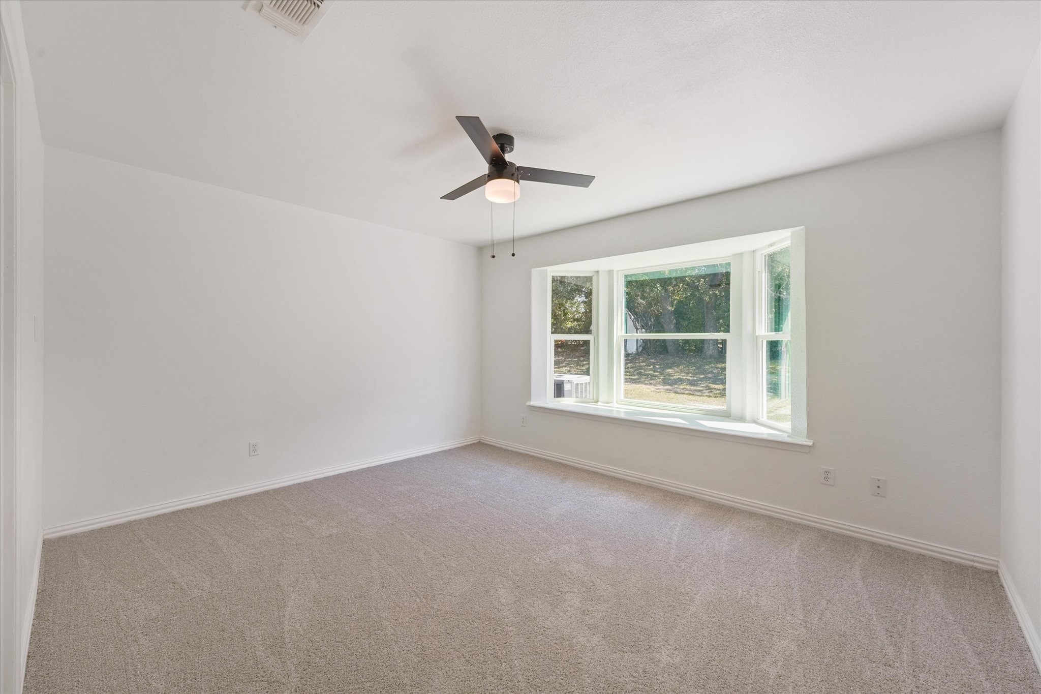 2113 Carverly Drive