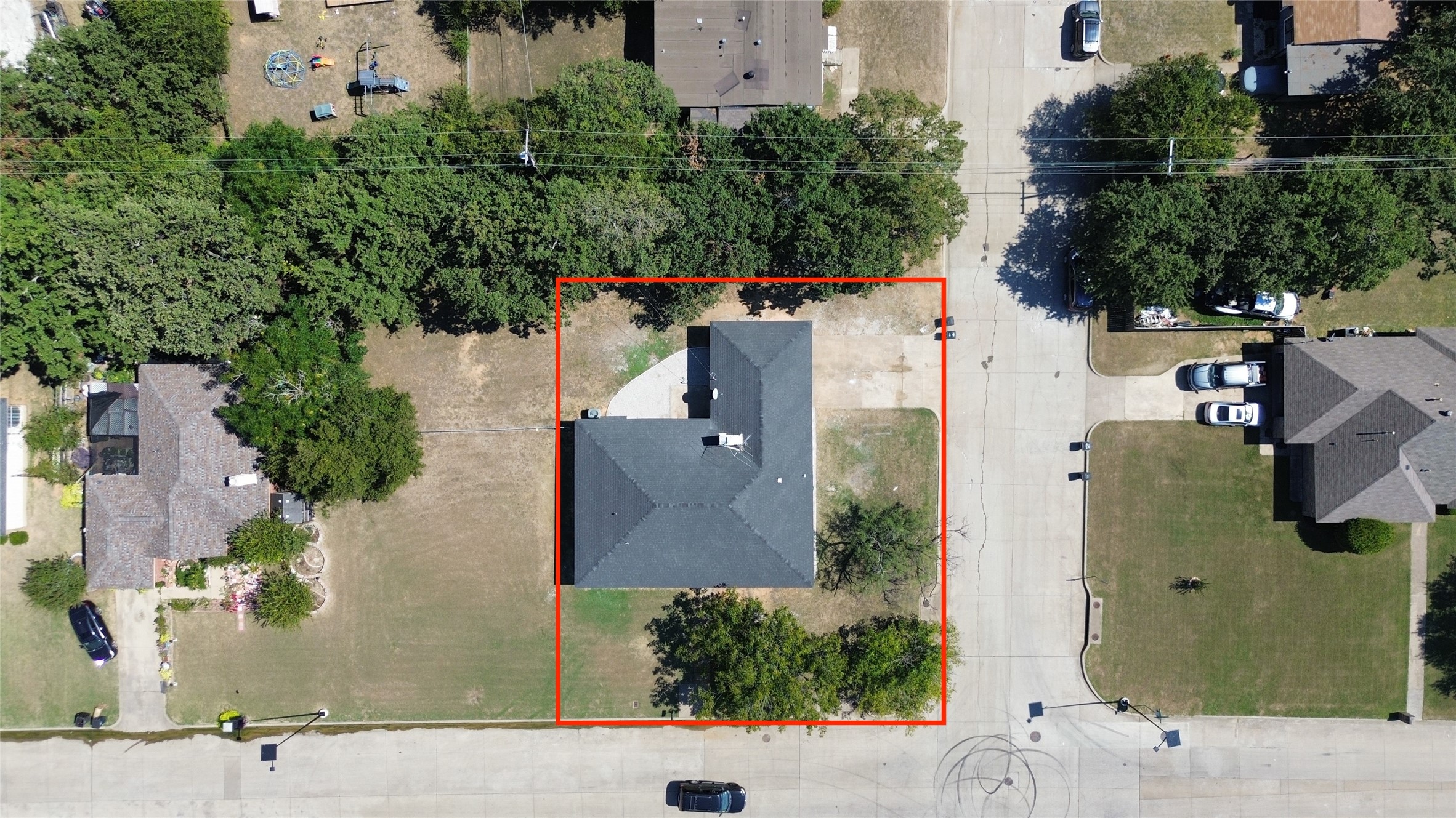 2113 Carverly Drive