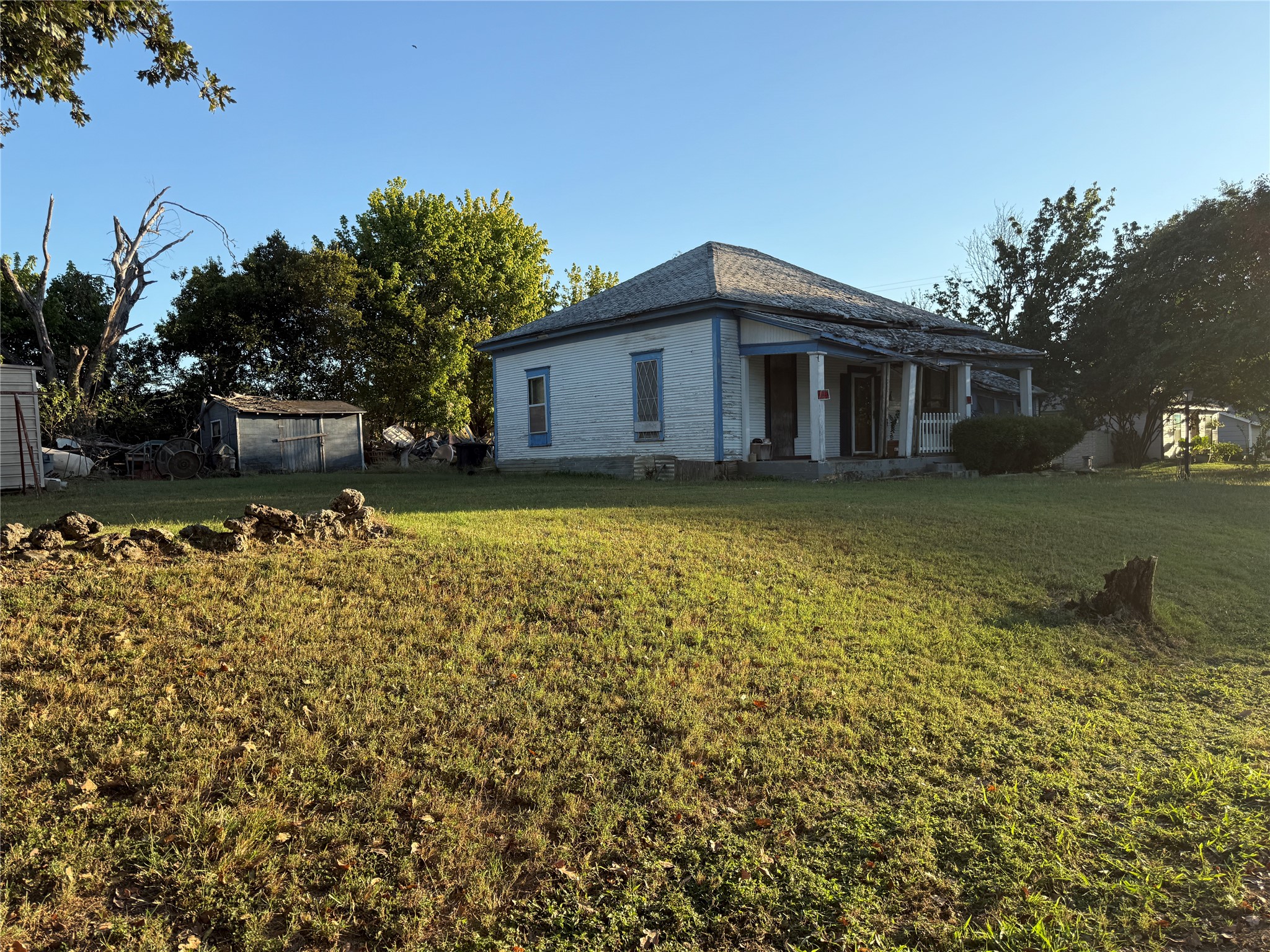 1146 Alvarado Street