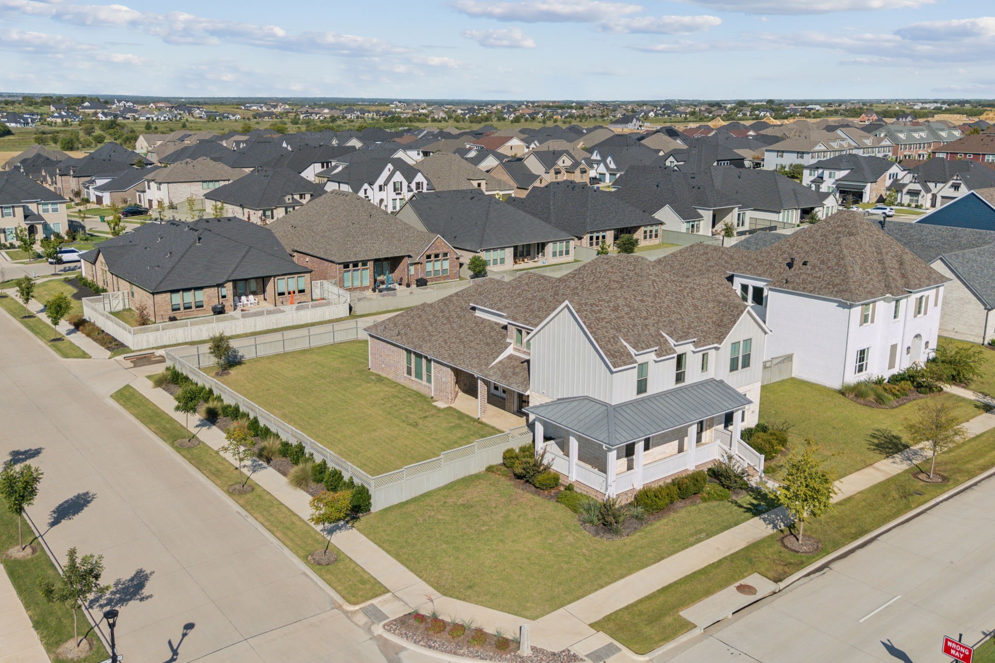 1304 S Pecan Parkway