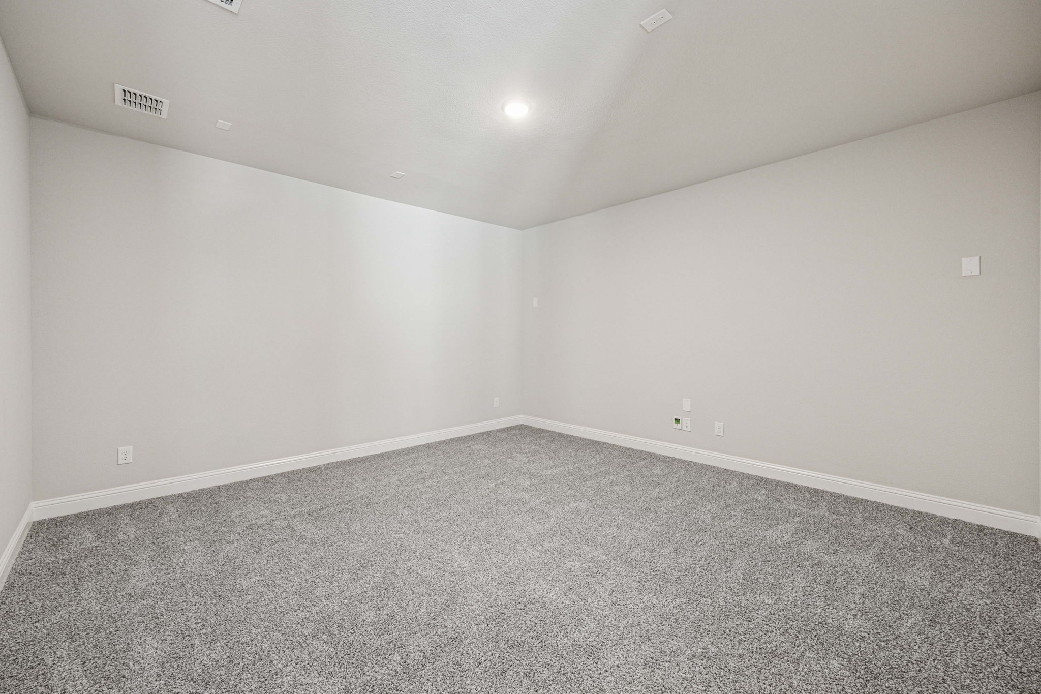 1304 S Pecan Parkway