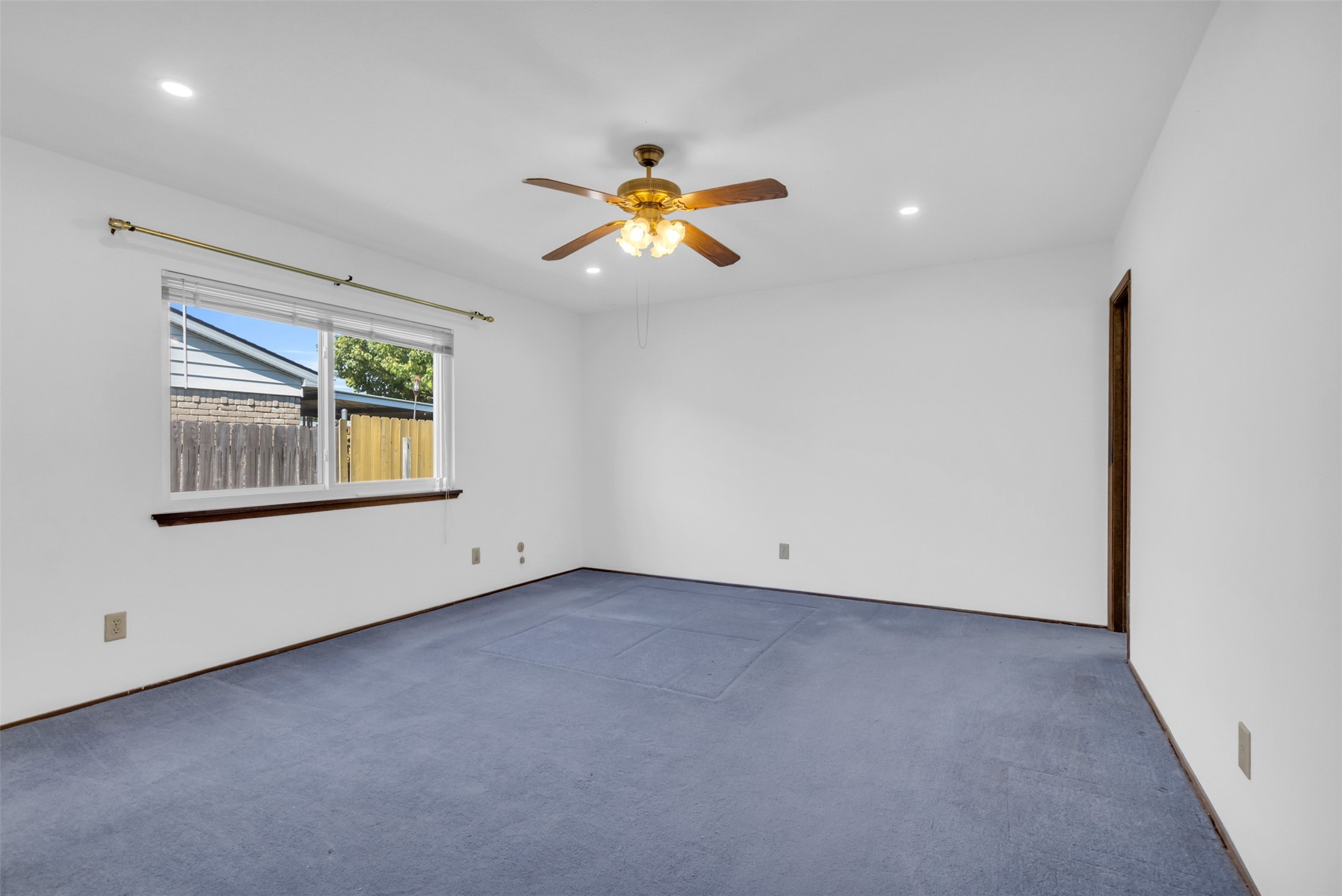 2106 Clark Trail