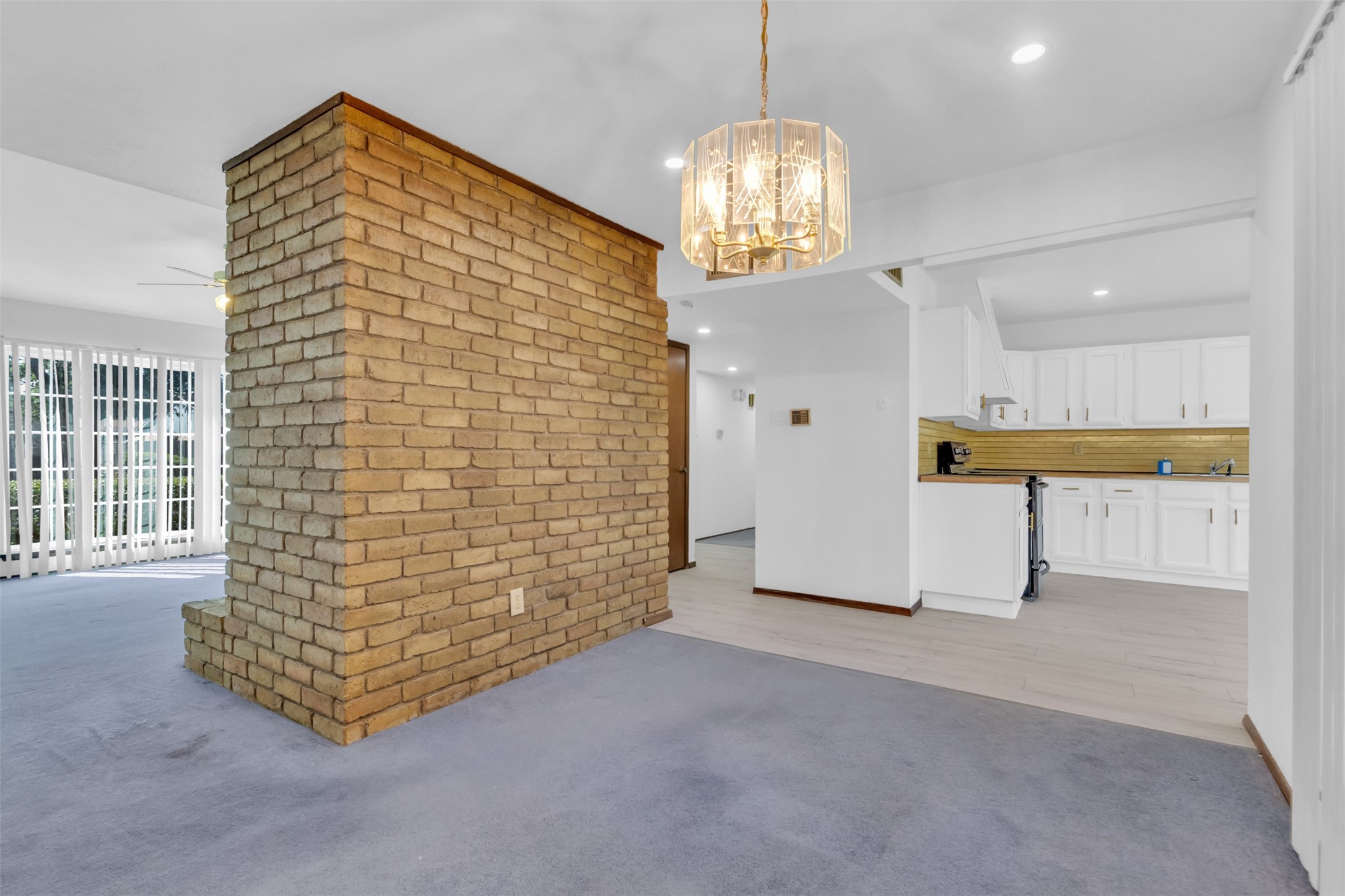 2106 Clark Trail