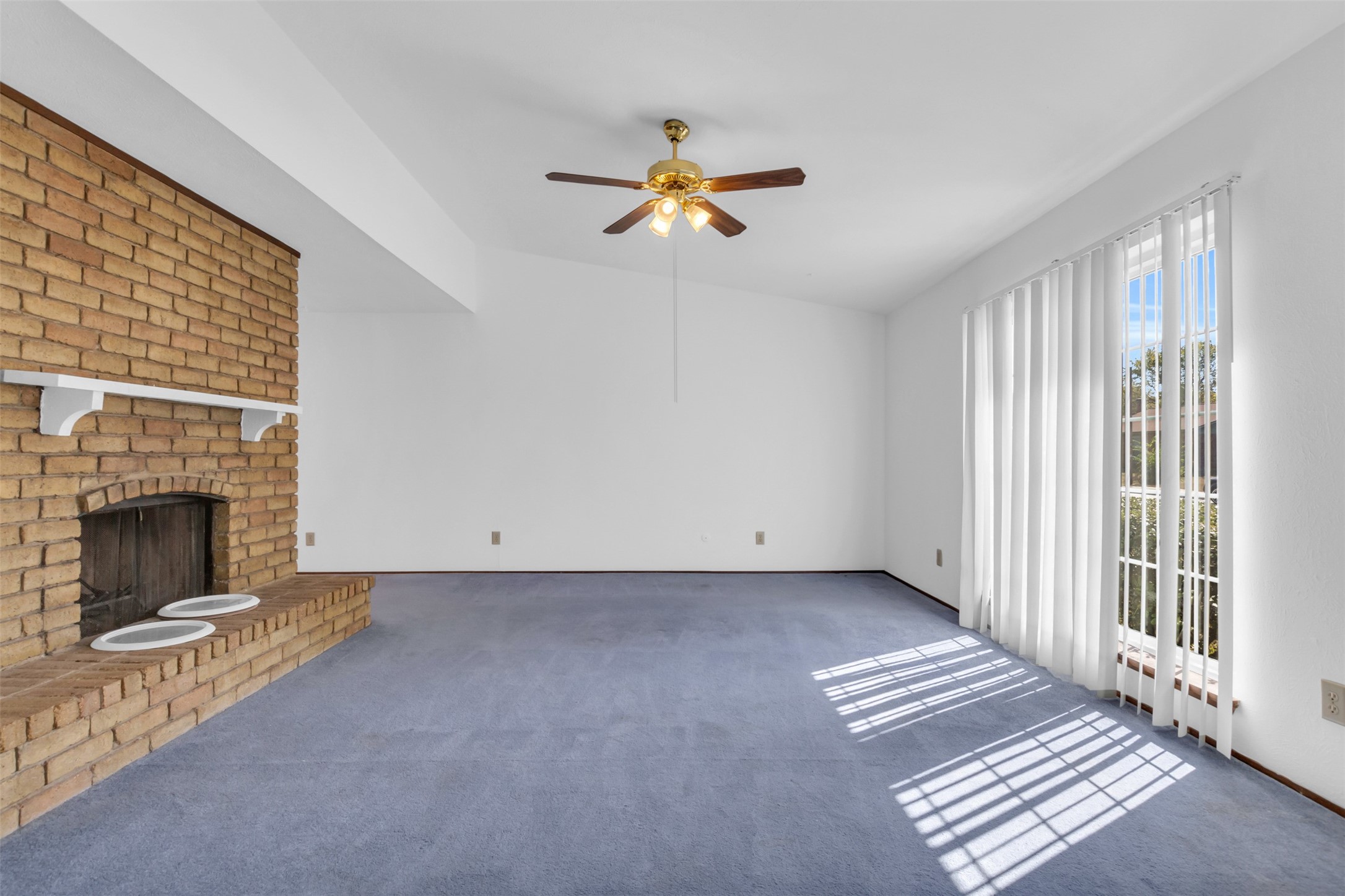 2106 Clark Trail