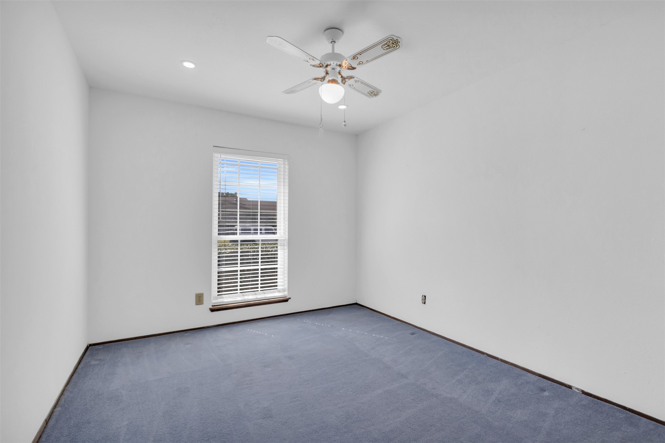 2106 Clark Trail