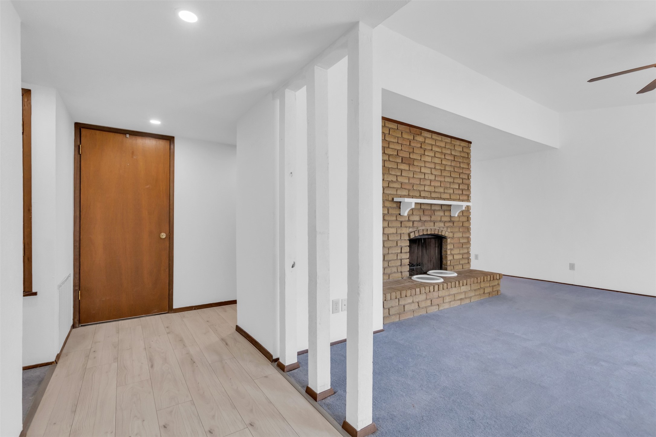 2106 Clark Trail