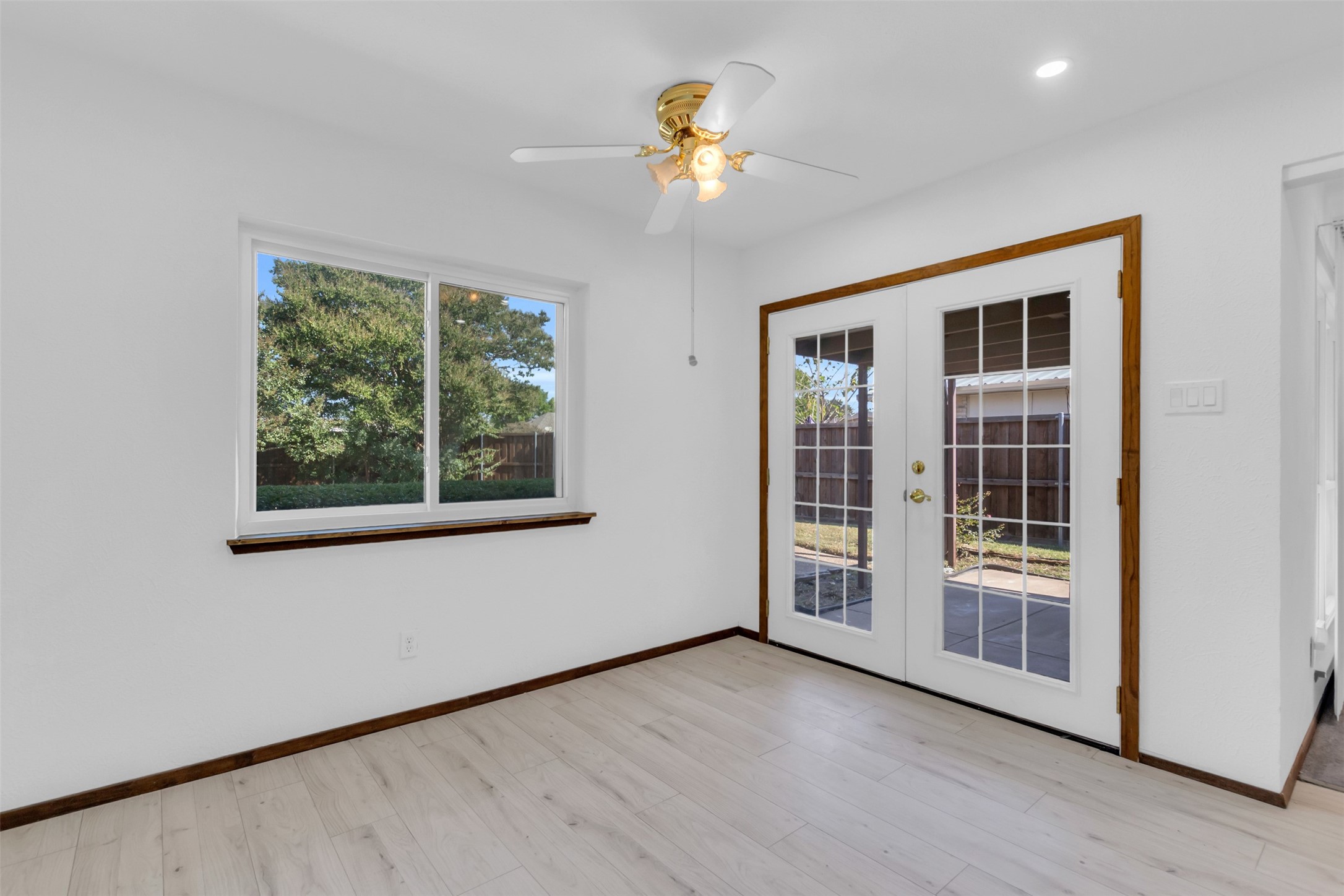 2106 Clark Trail