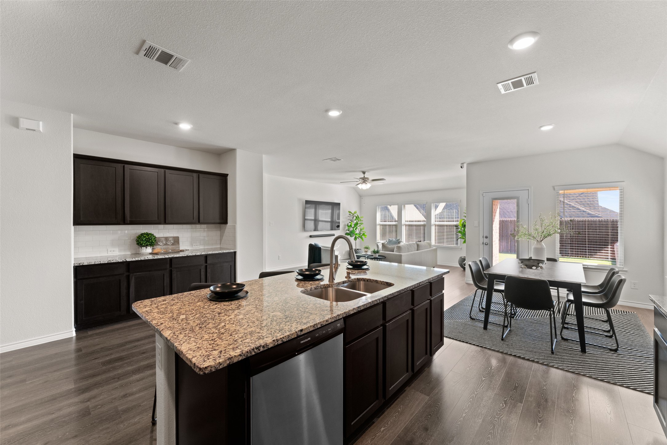 328 Everglade Landing
