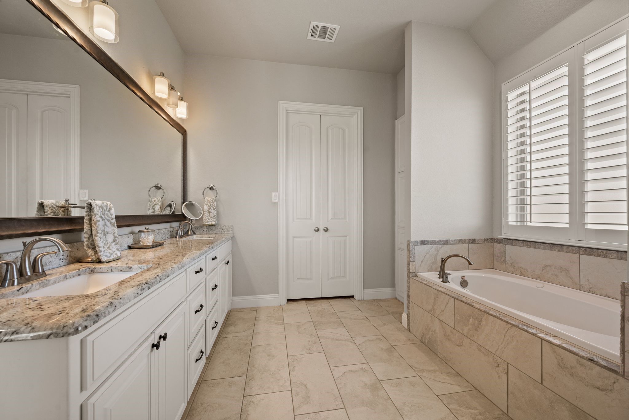 13040 Chisholm Ranch Drive