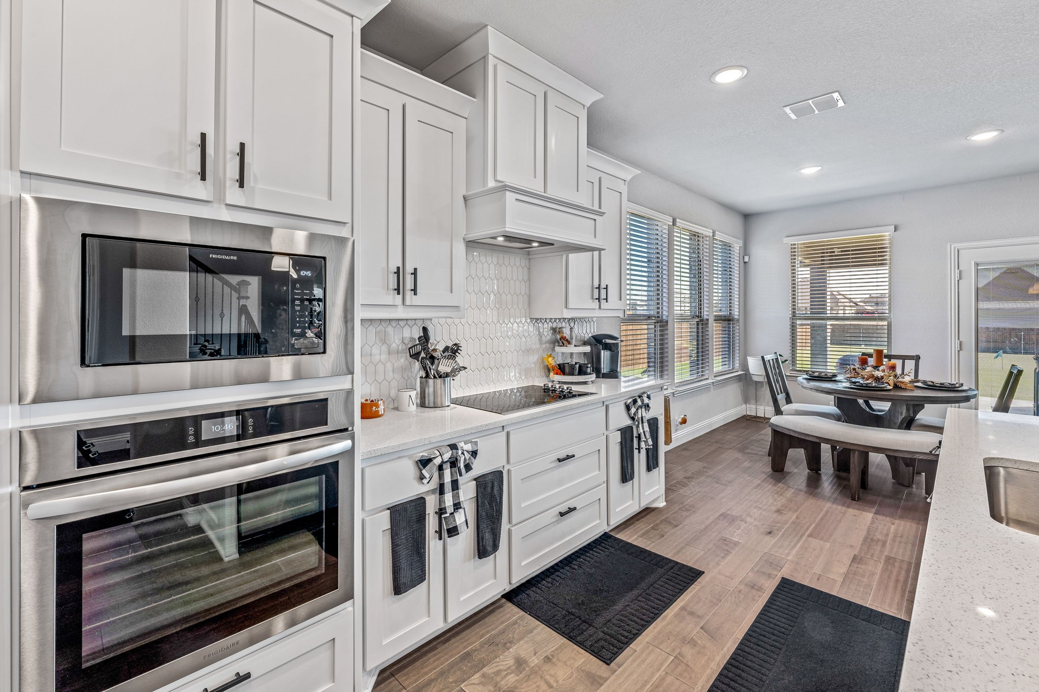 12604 Eagles Bluff