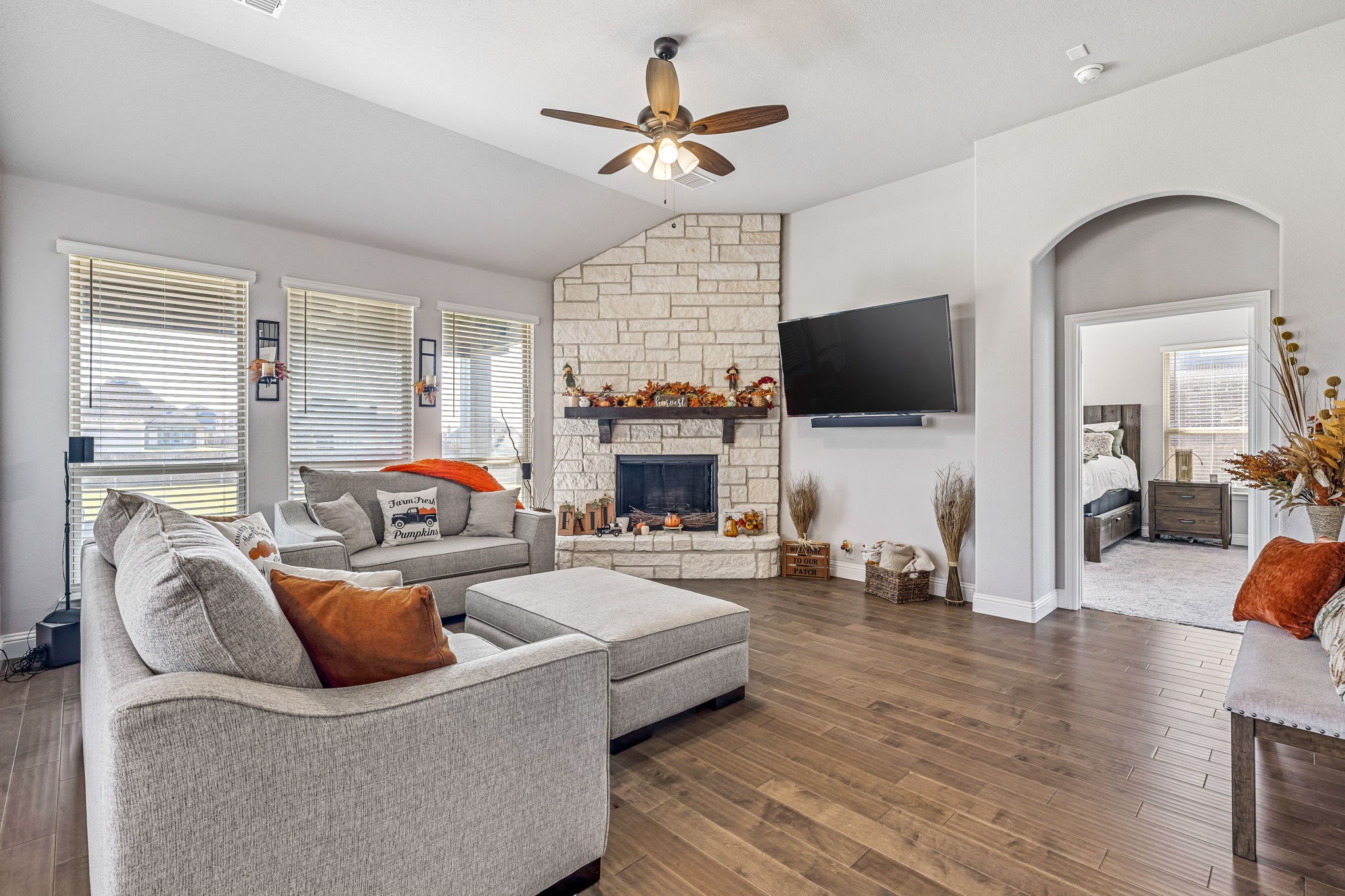 12604 Eagles Bluff