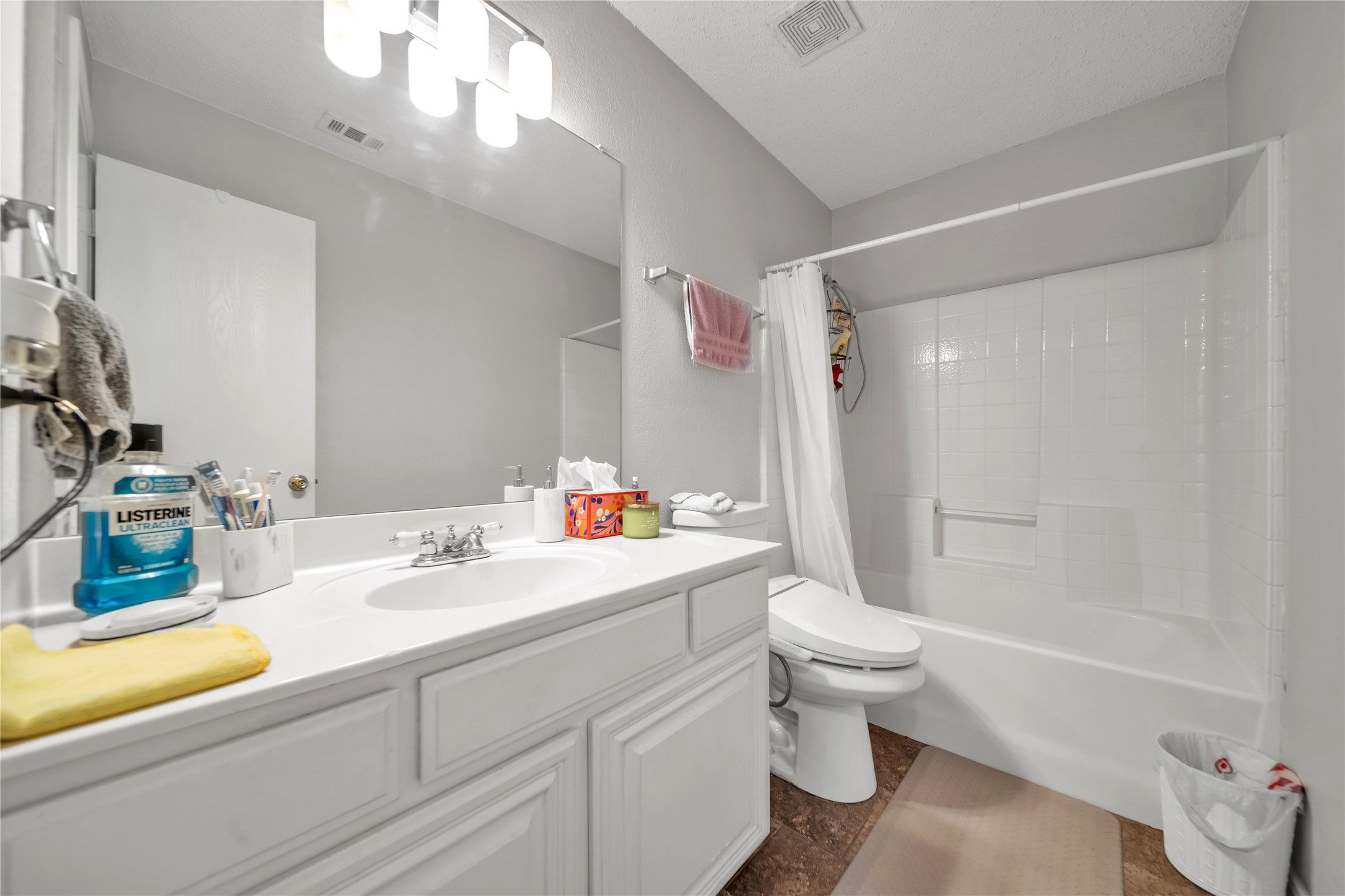 1525 Sanibel Lane