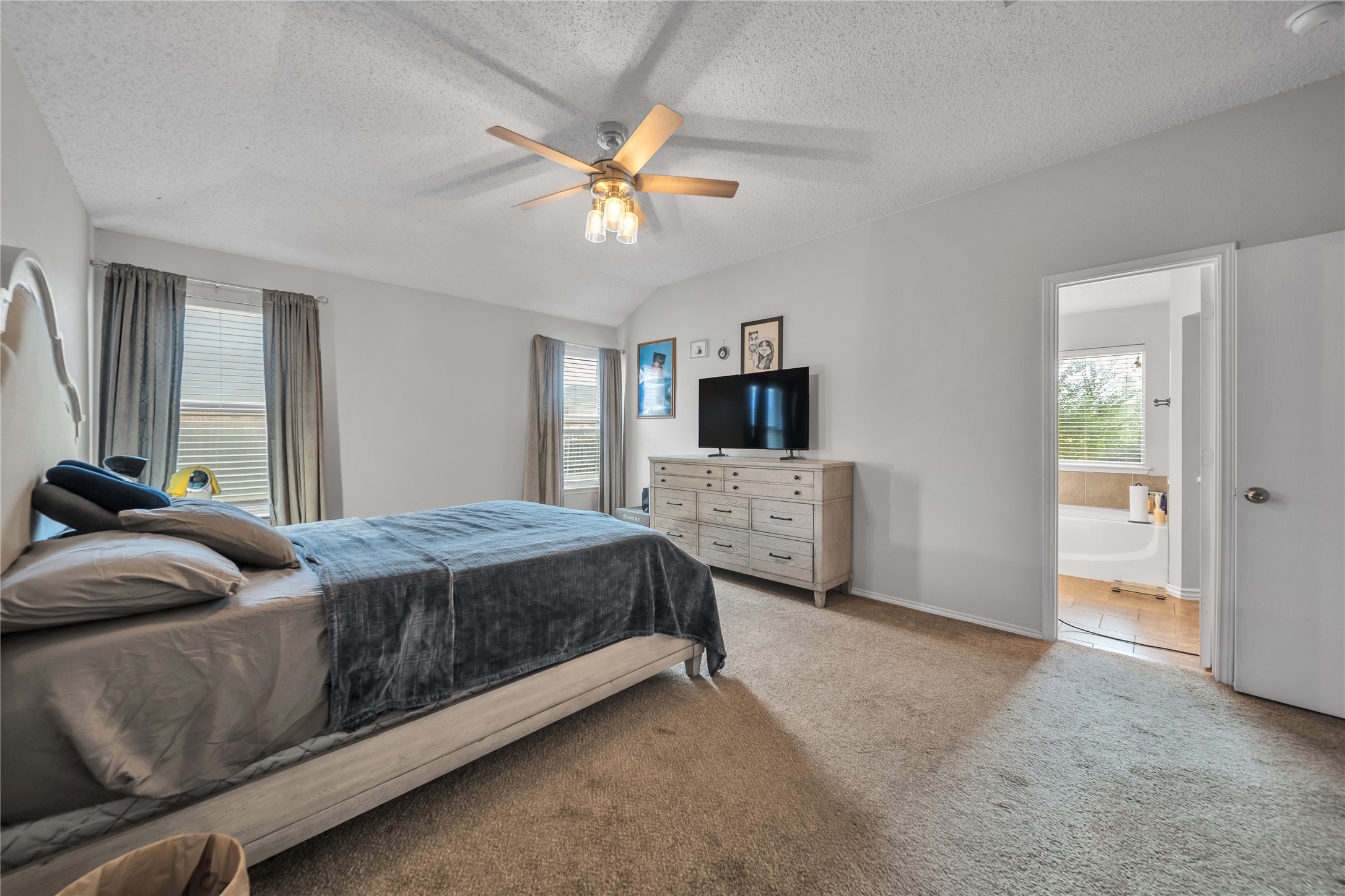 1525 Sanibel Lane
