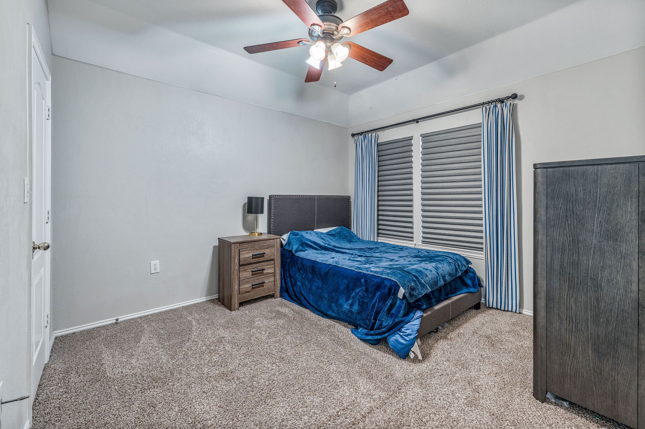5452 Navajo Bridge Trail