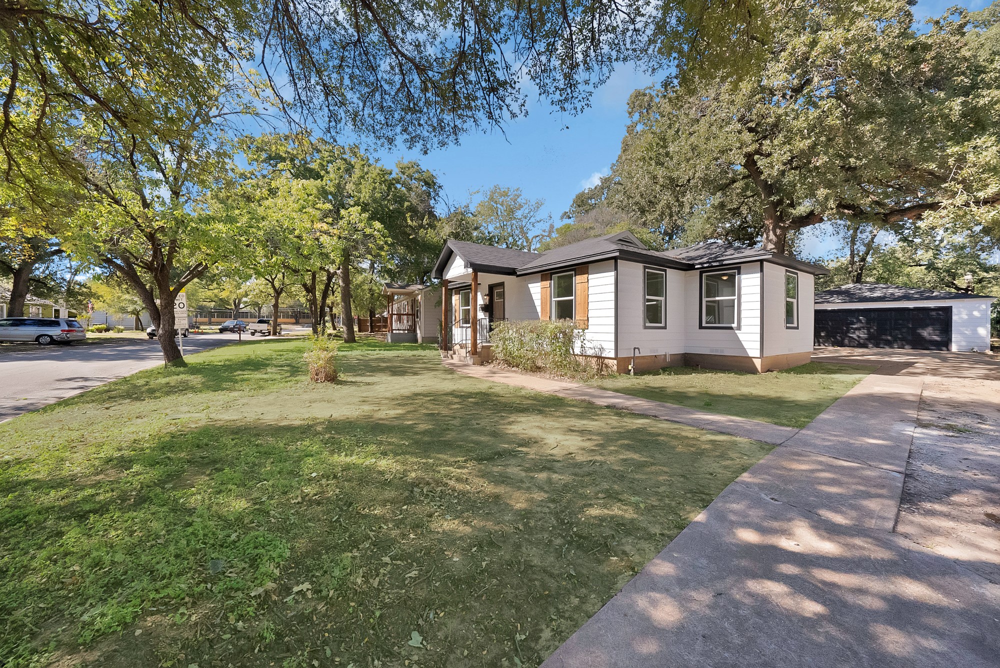 5028 Sherwood Drive