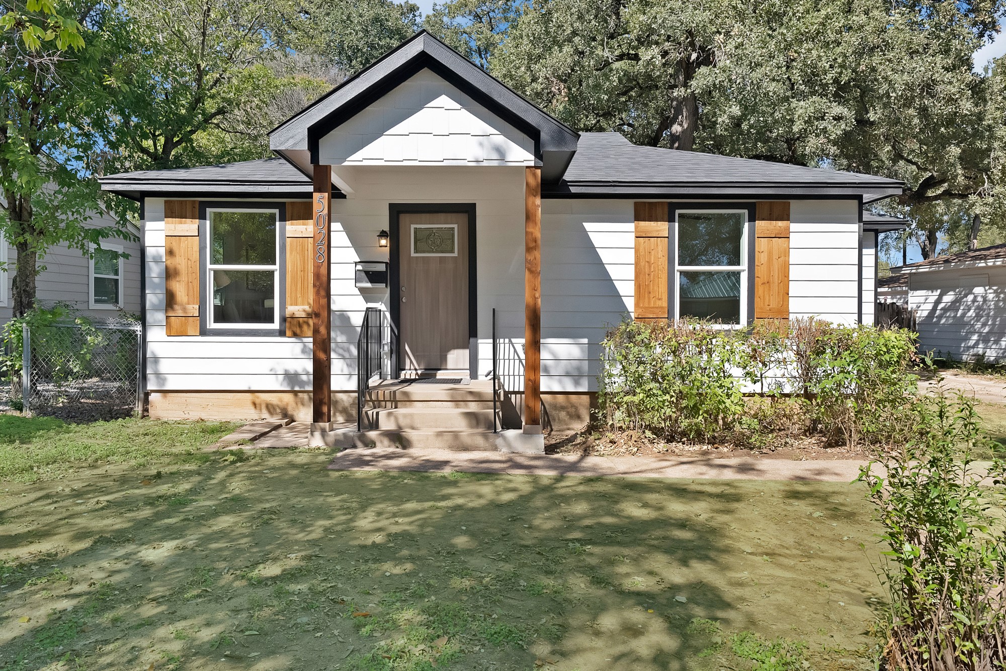 5028 Sherwood Drive