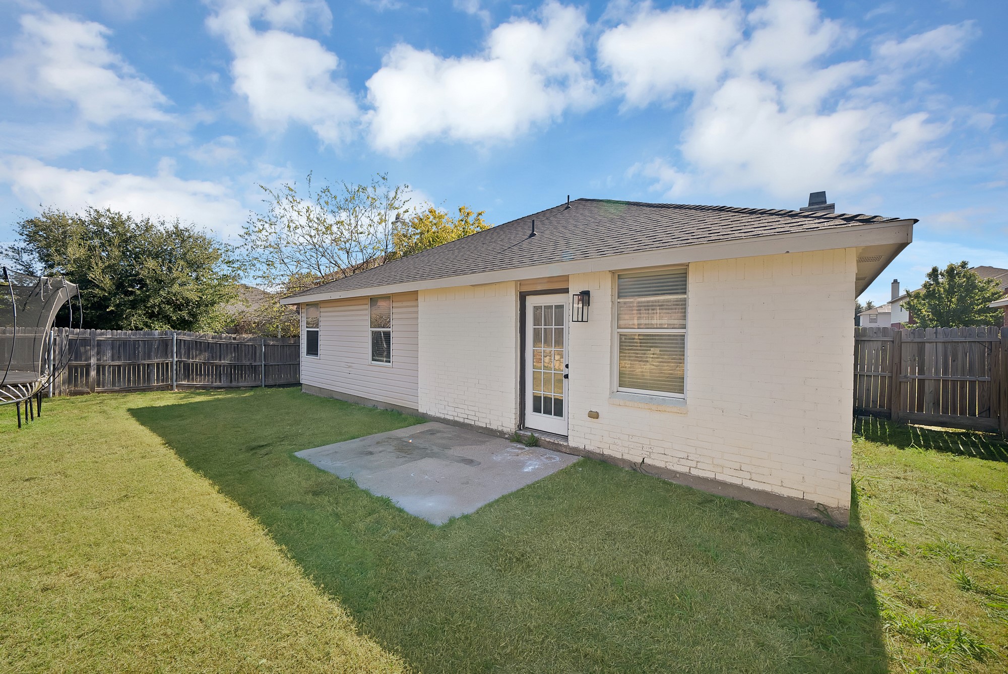 2048 Paducah Lane