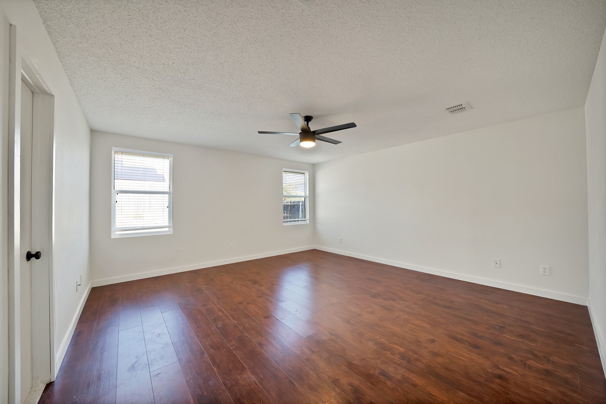 2048 Paducah Lane