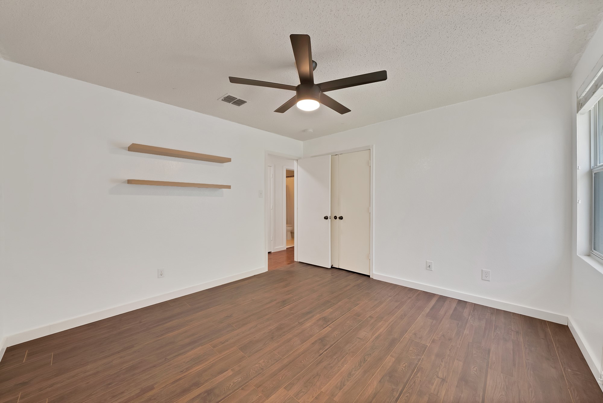 2048 Paducah Lane