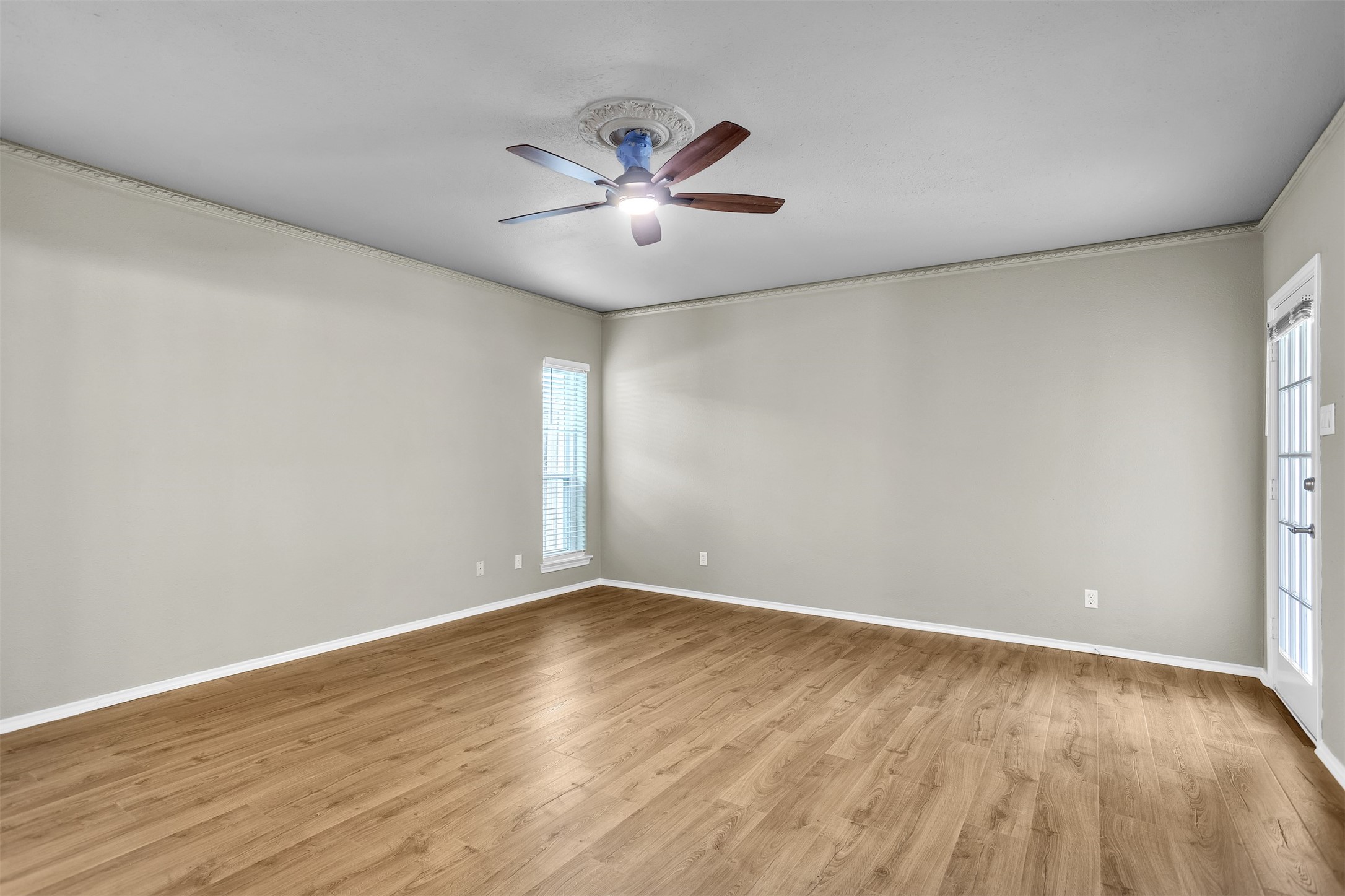 928 Tiffany Lane