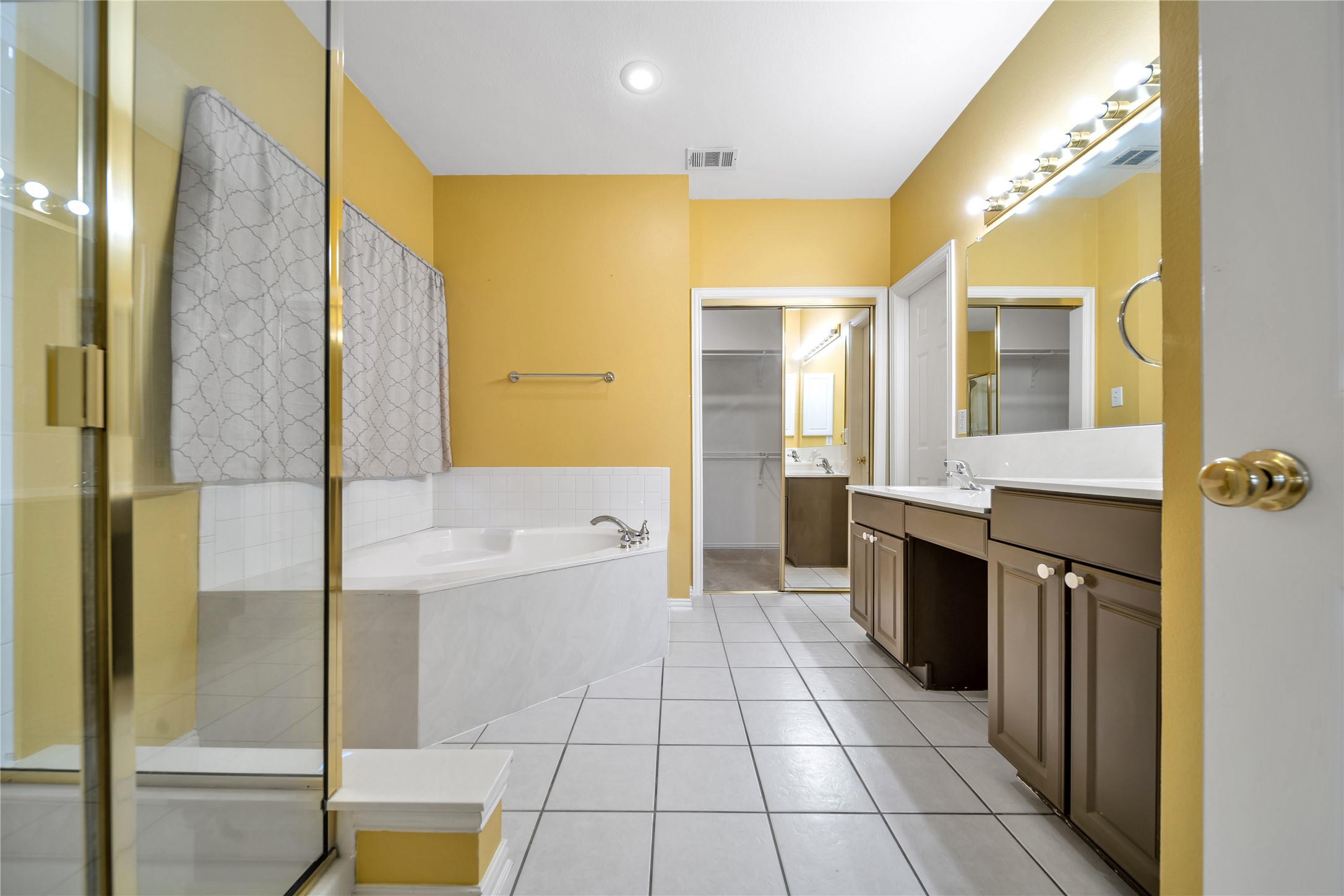 3313 Capstone Lane