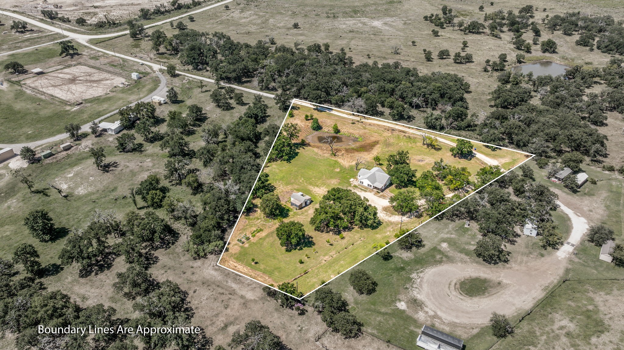 688 Private Road 1152