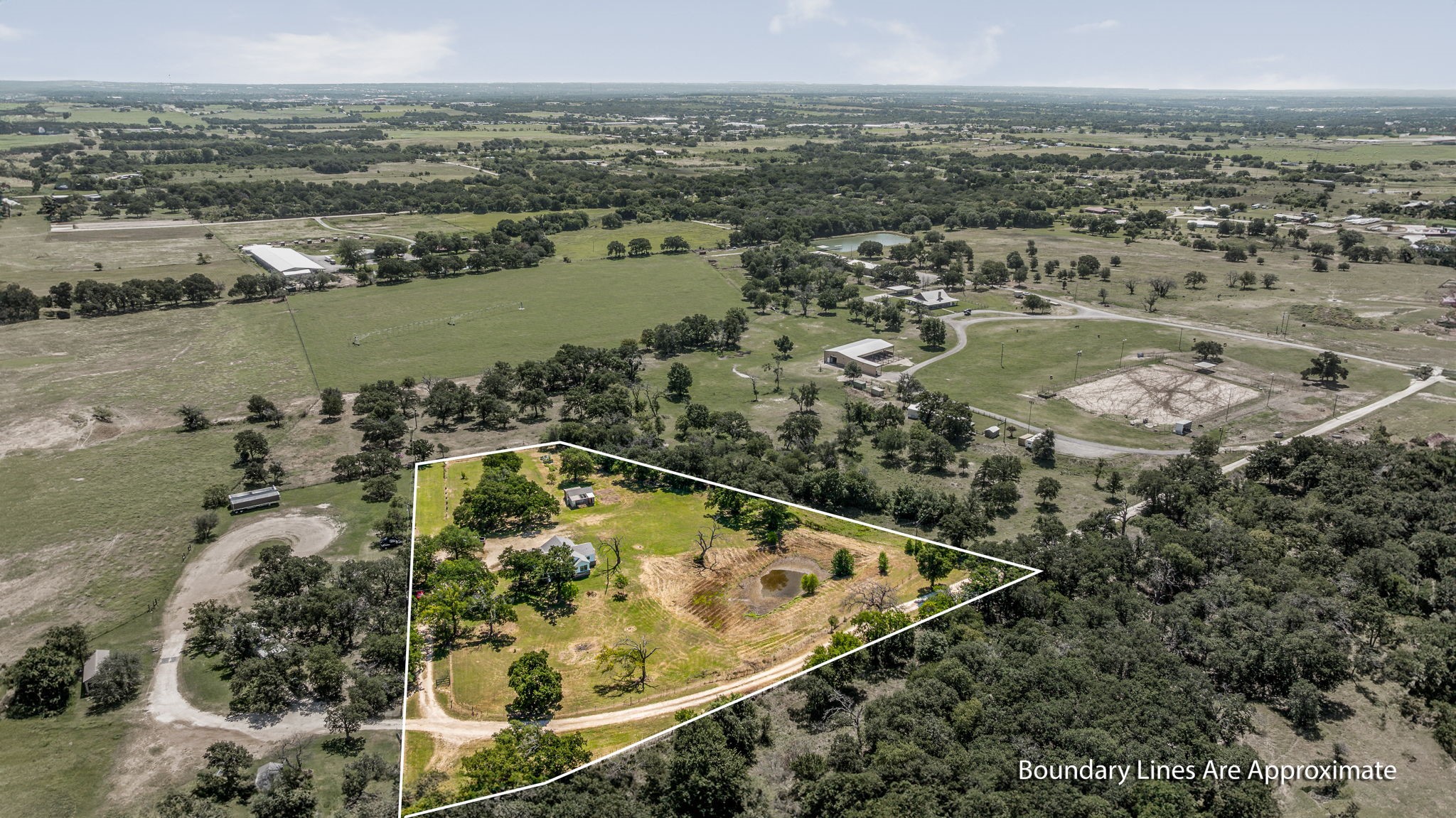 688 Private Road 1152