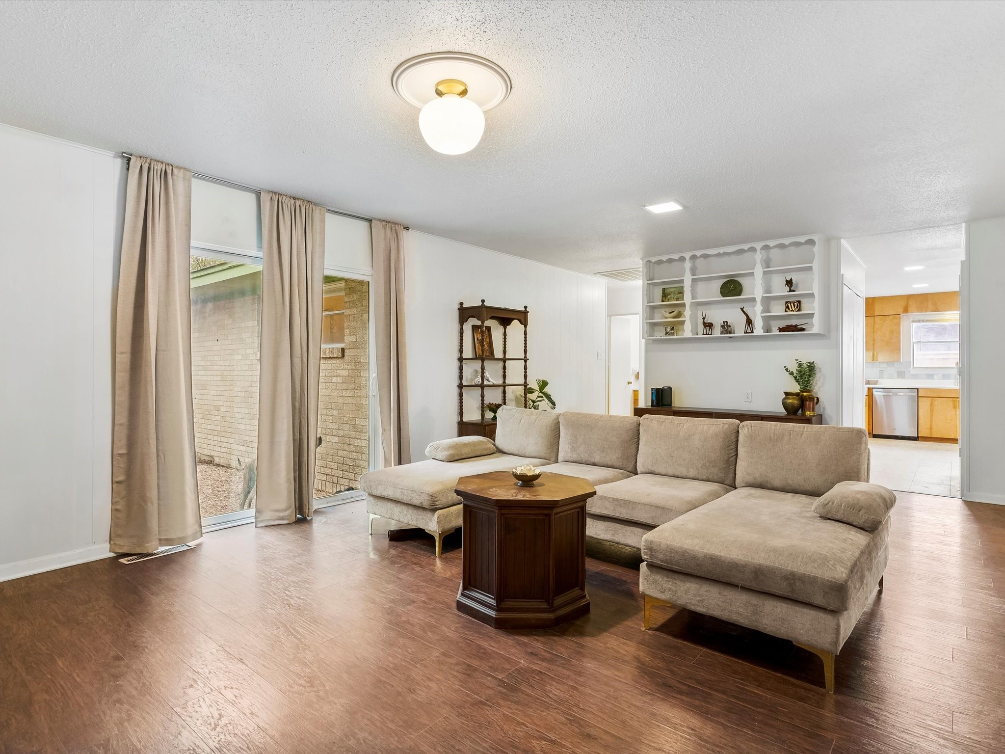 5651 Woodway Drive