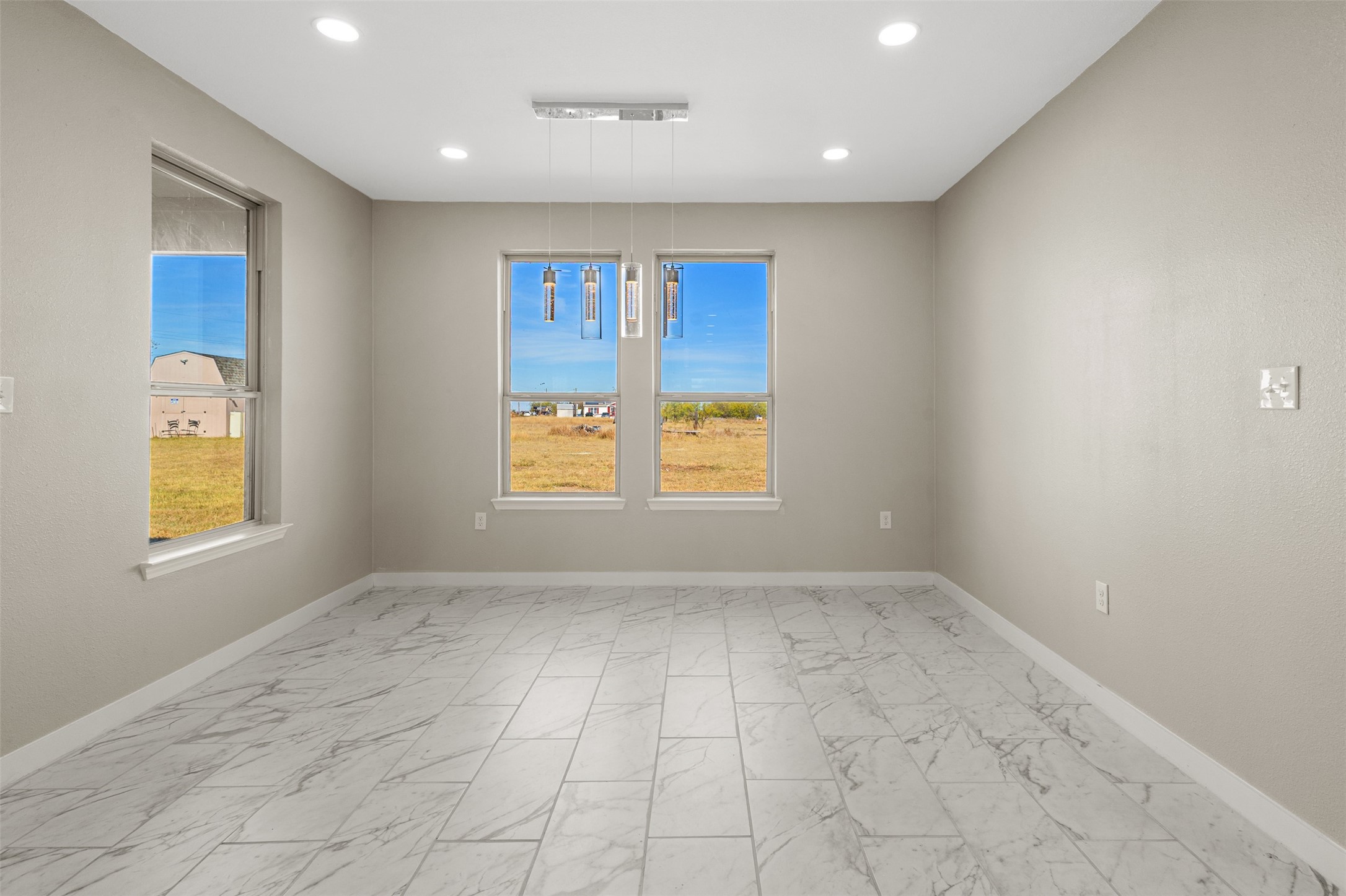 6916 Sky Road