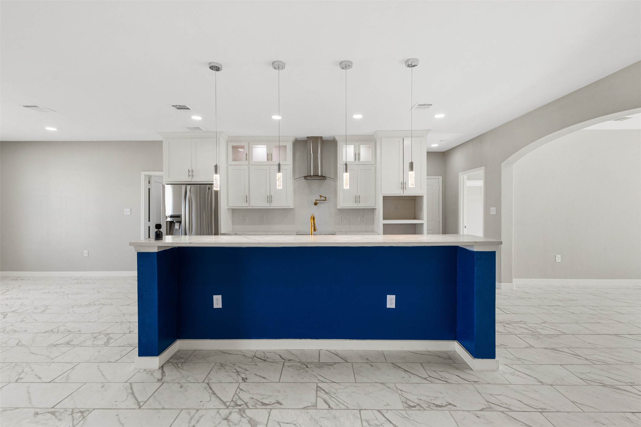 6916 Sky Road