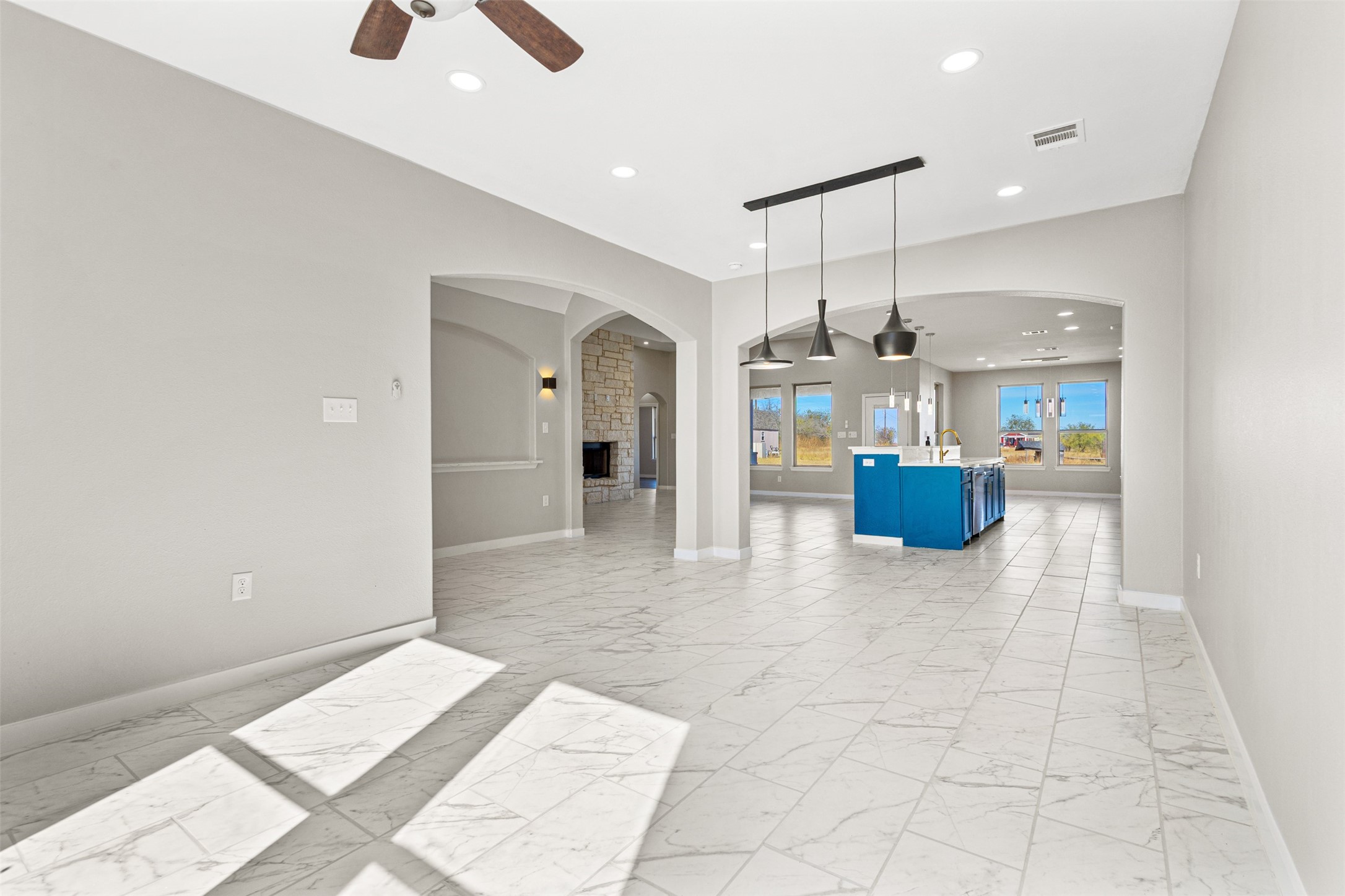 6916 Sky Road