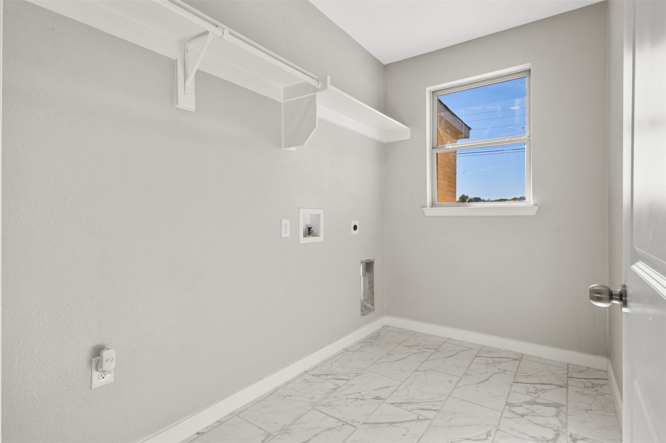 6916 Sky Road