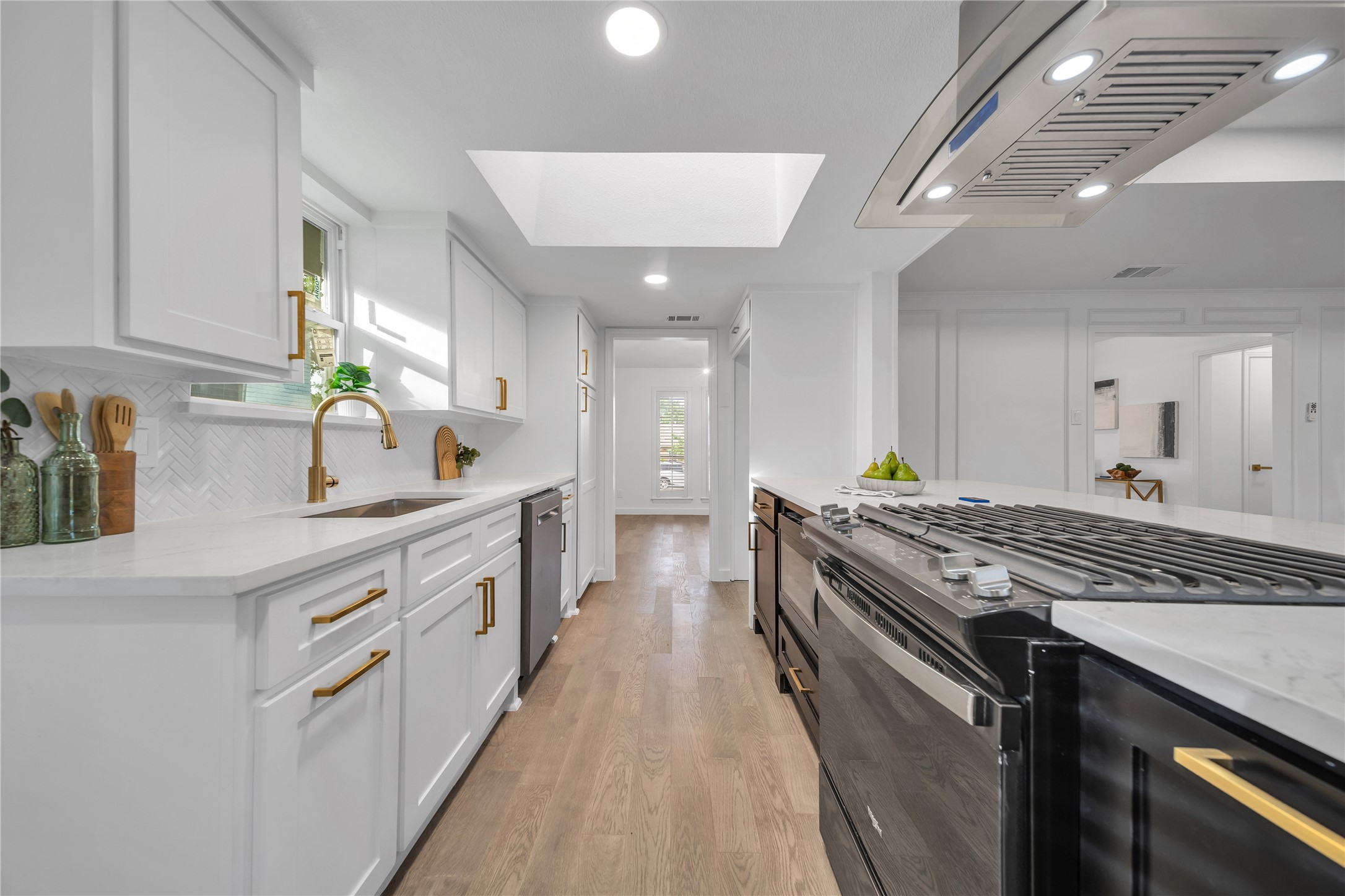 3217 Oak Hill Drive