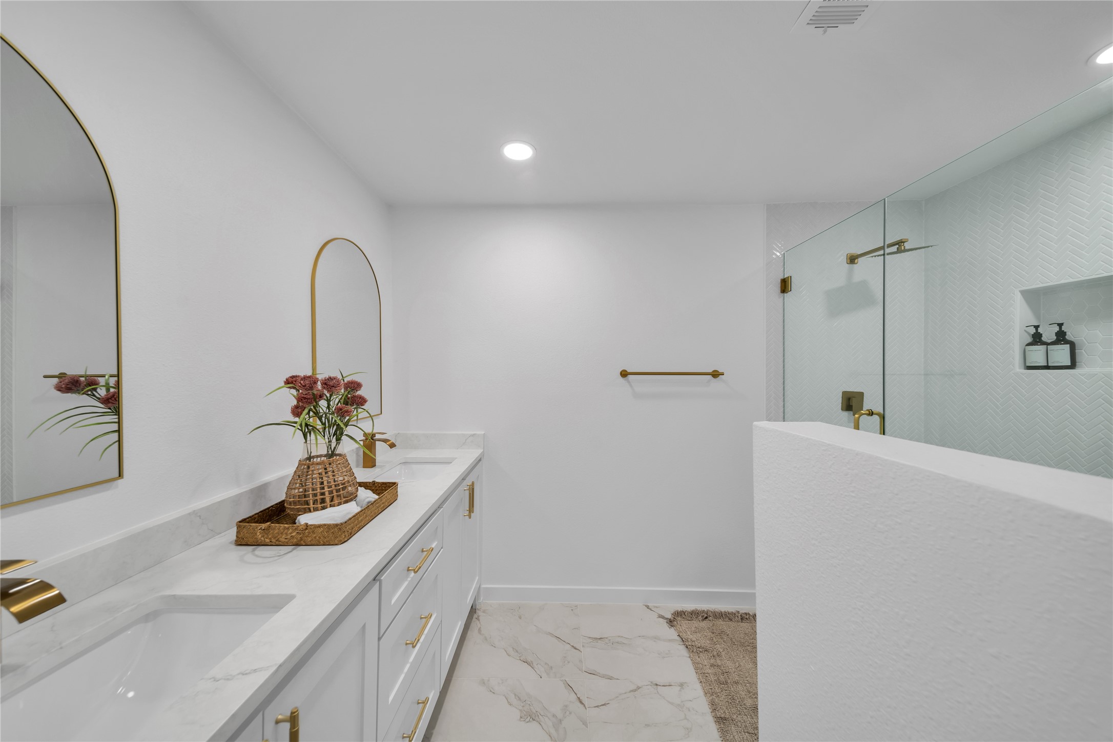 3217 Oak Hill Drive