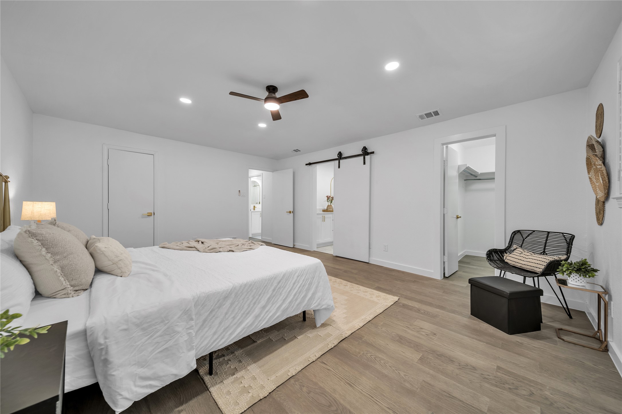 3217 Oak Hill Drive