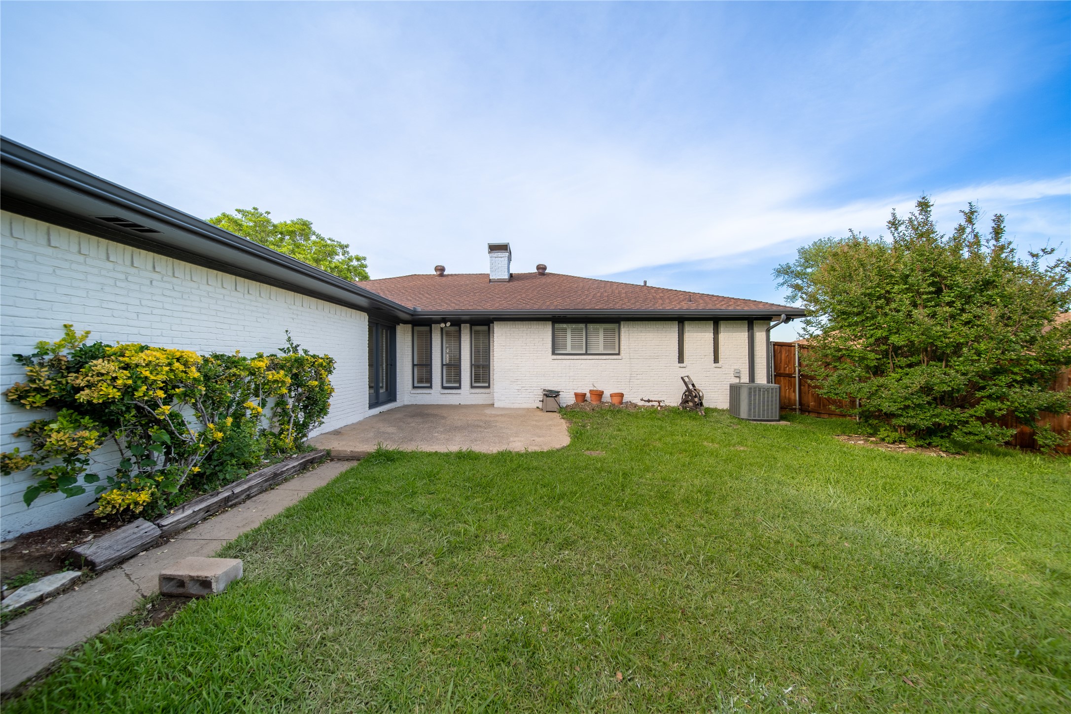 3217 Oak Hill Drive
