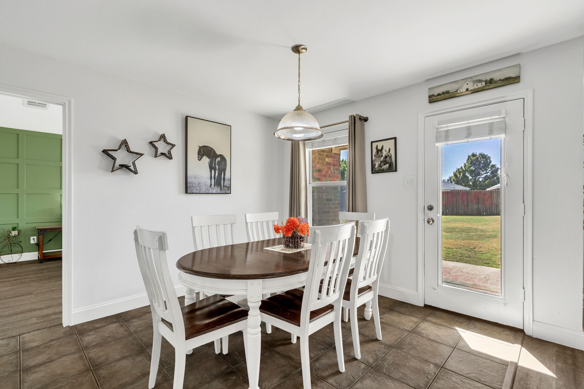 1408 Auger Place