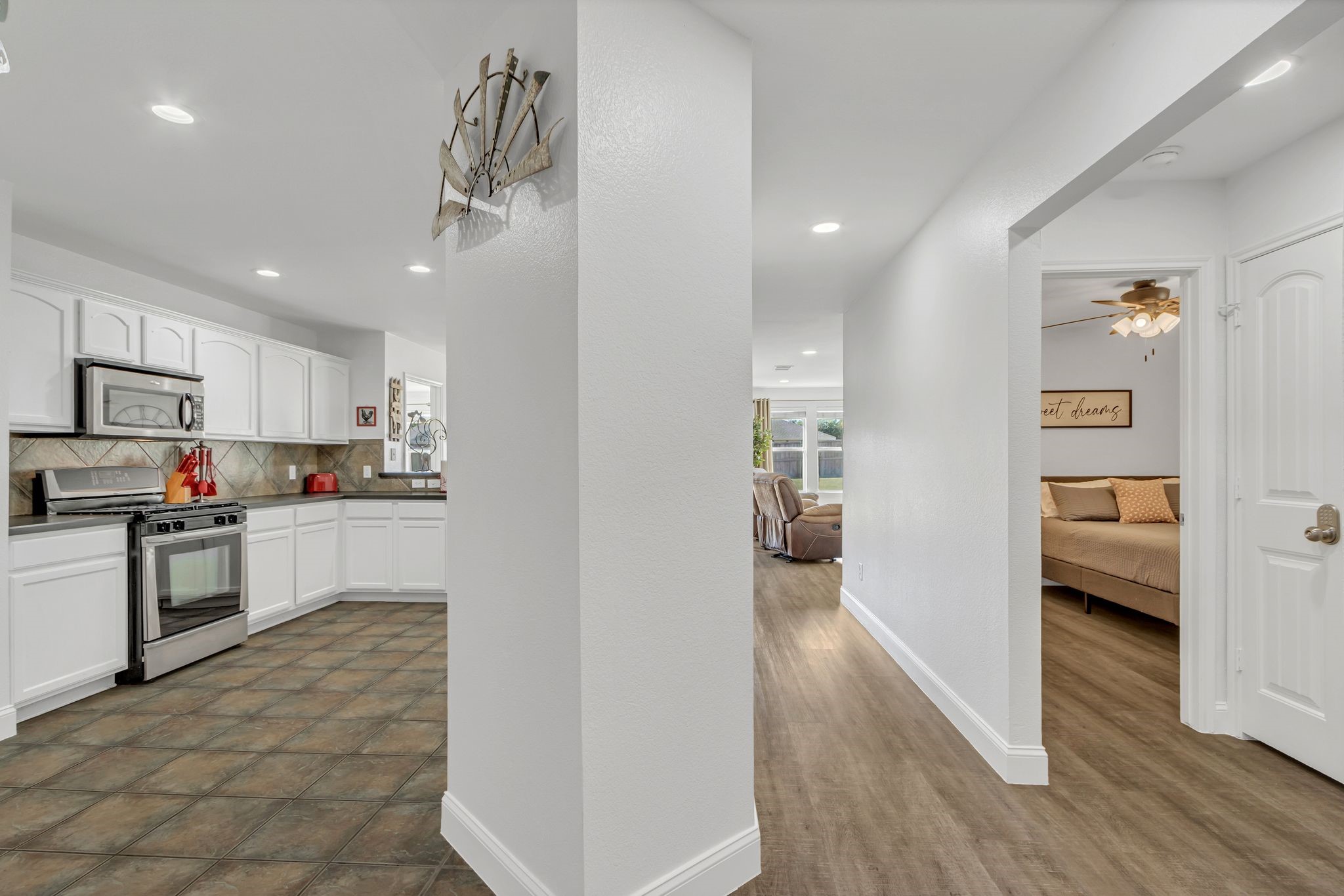 1408 Auger Place