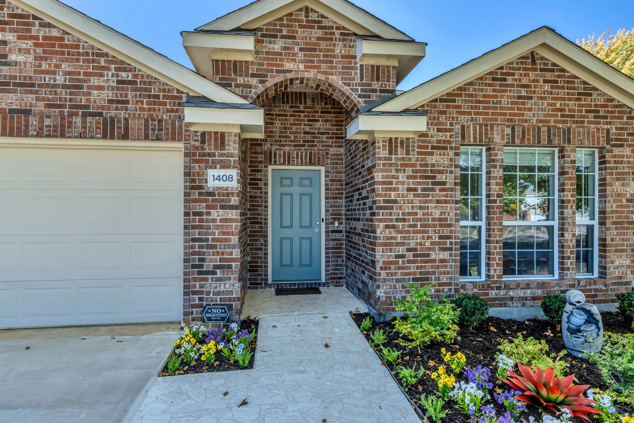 1408 Auger Place