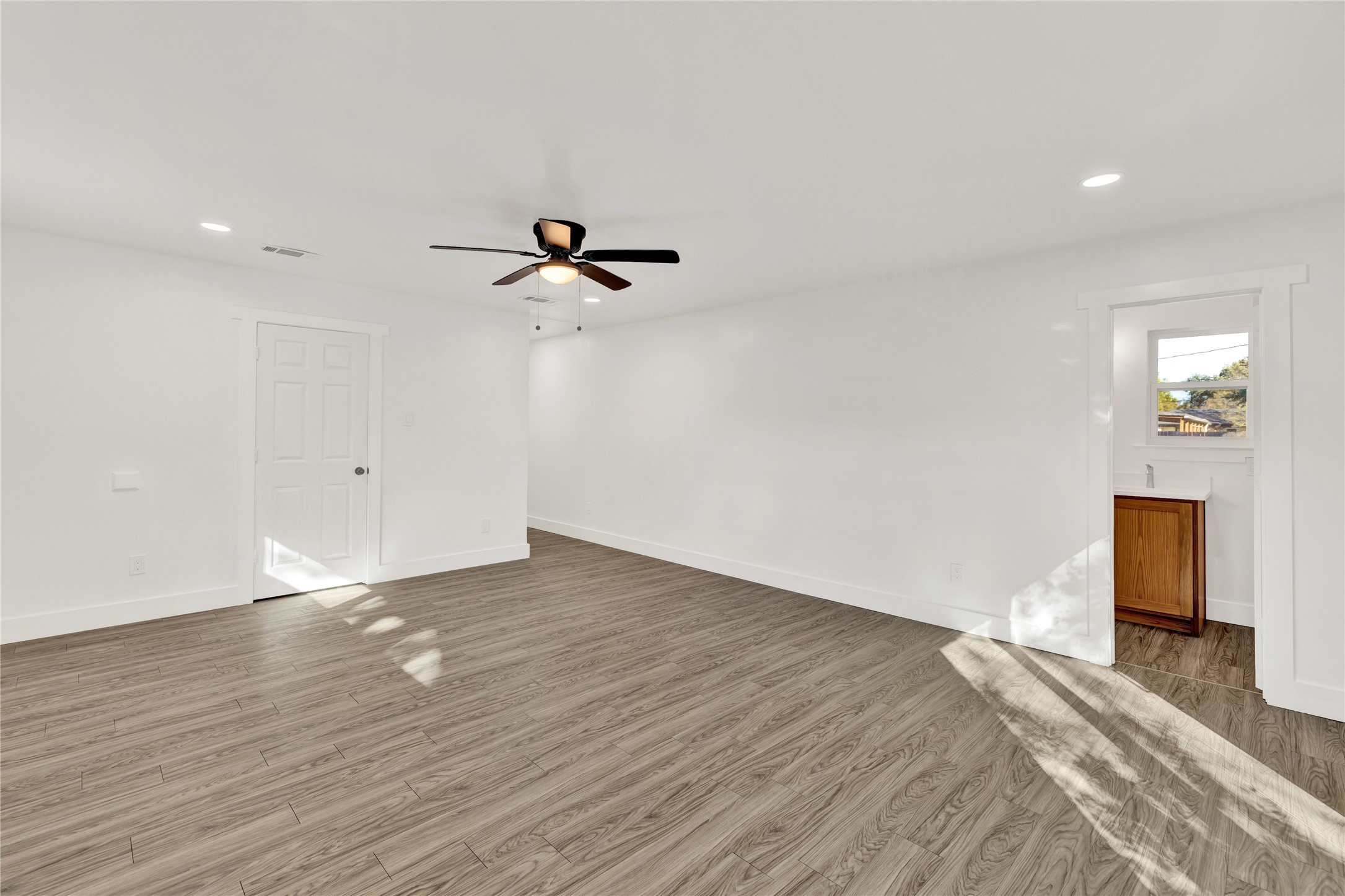 4724 Mackey Drive