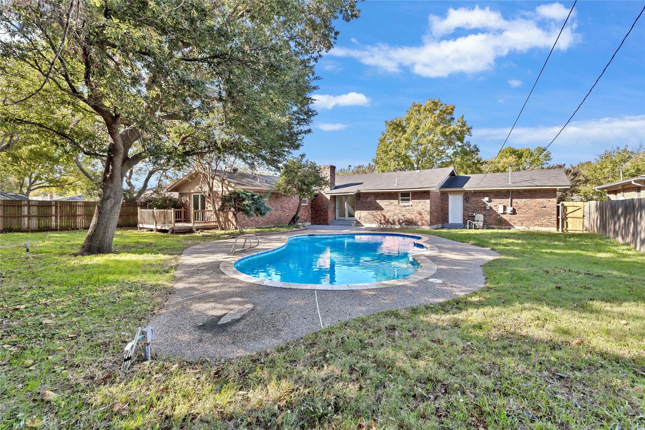 4724 Mackey Drive