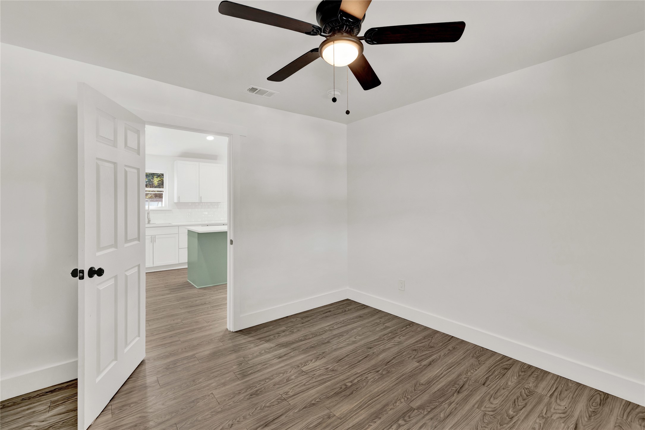4724 Mackey Drive