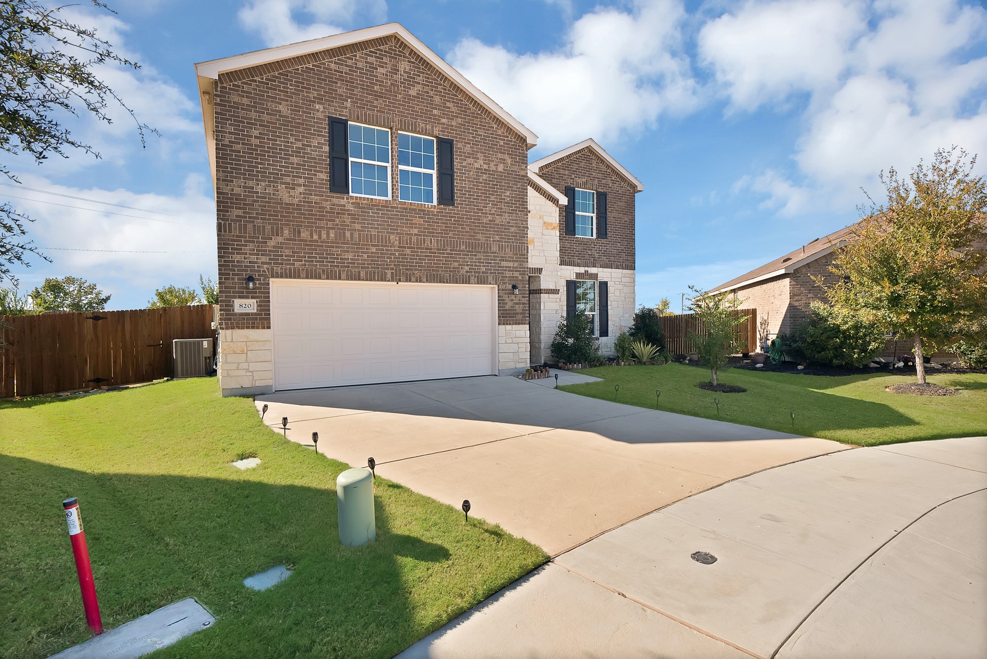 820 Lemongrass Court