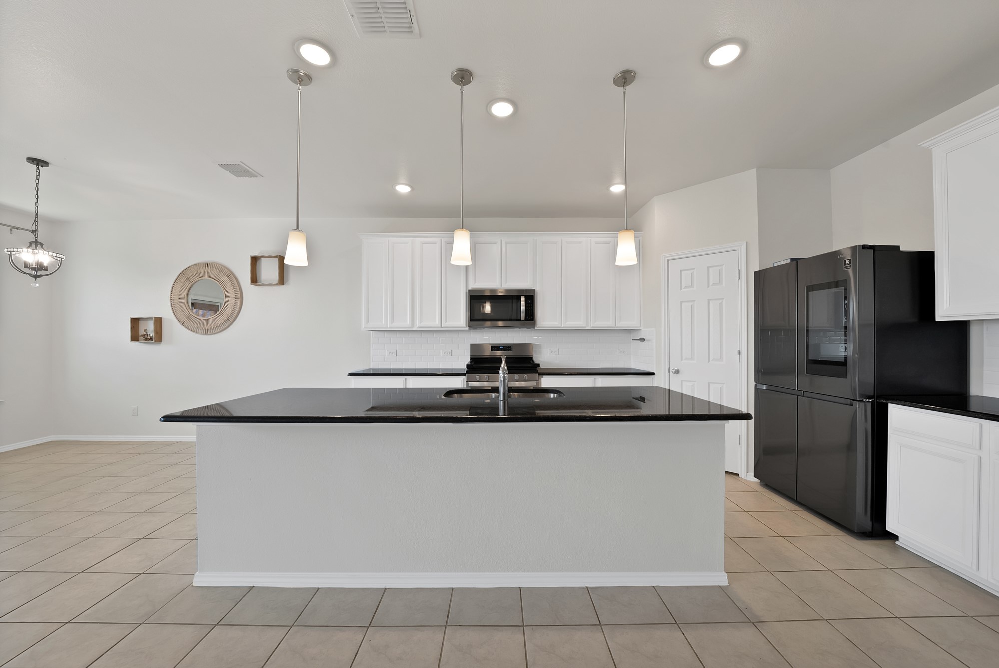820 Lemongrass Court