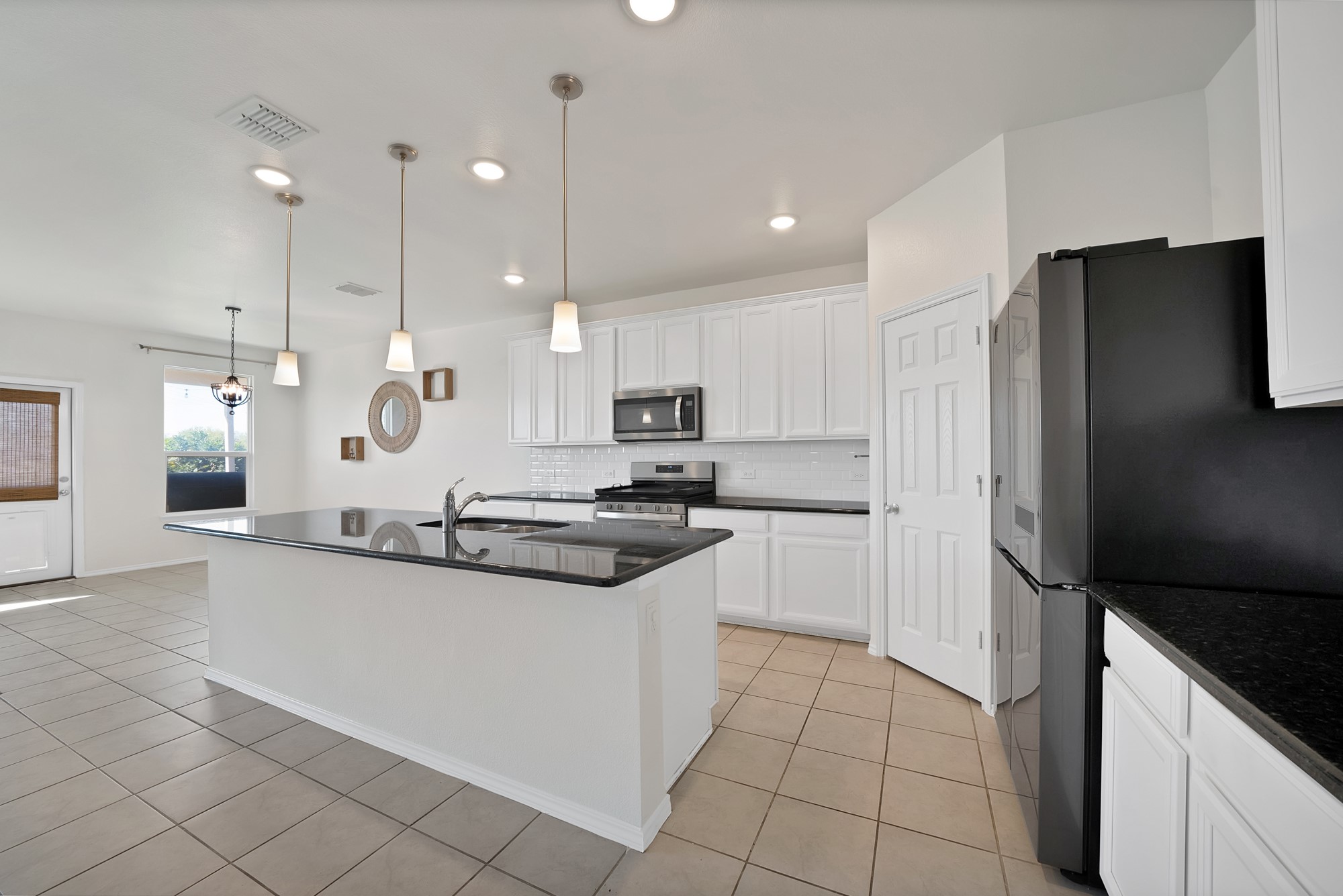 820 Lemongrass Court