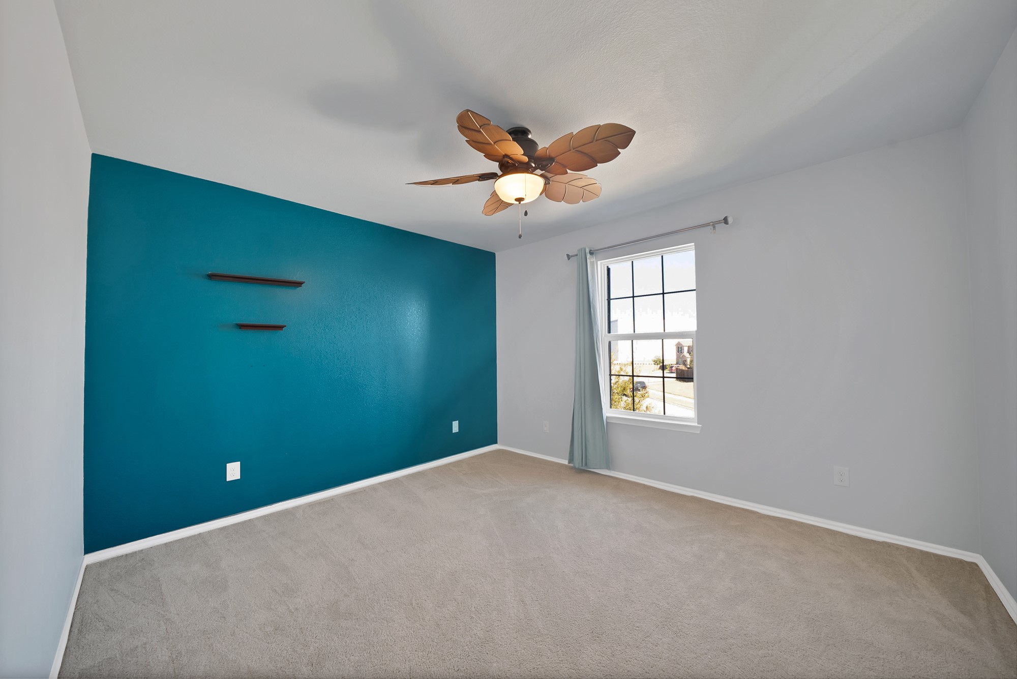 820 Lemongrass Court