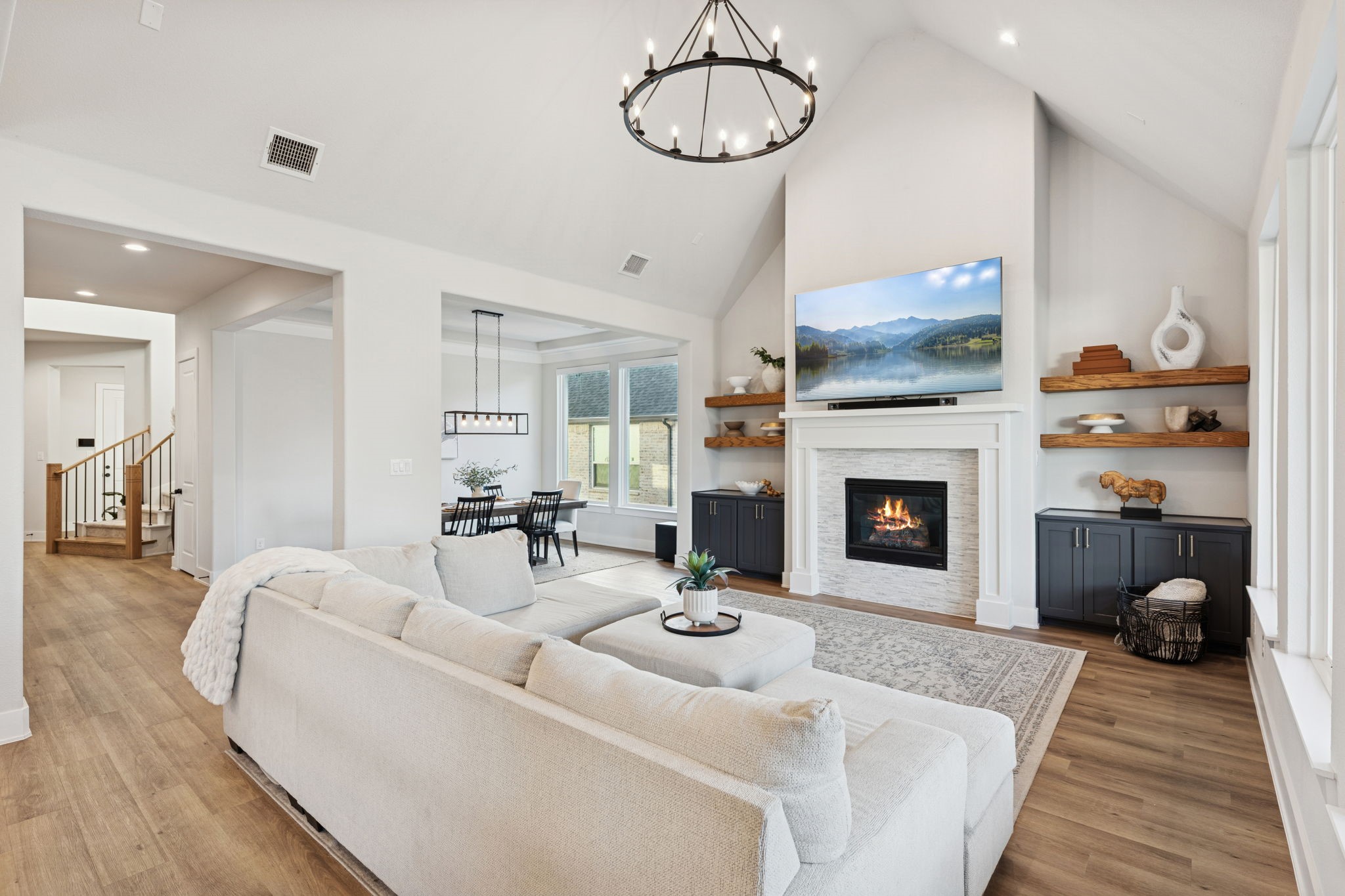 3860 Porter Lane