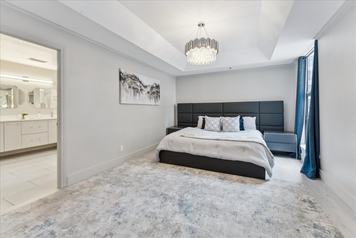 5909 Luther Lane 1002